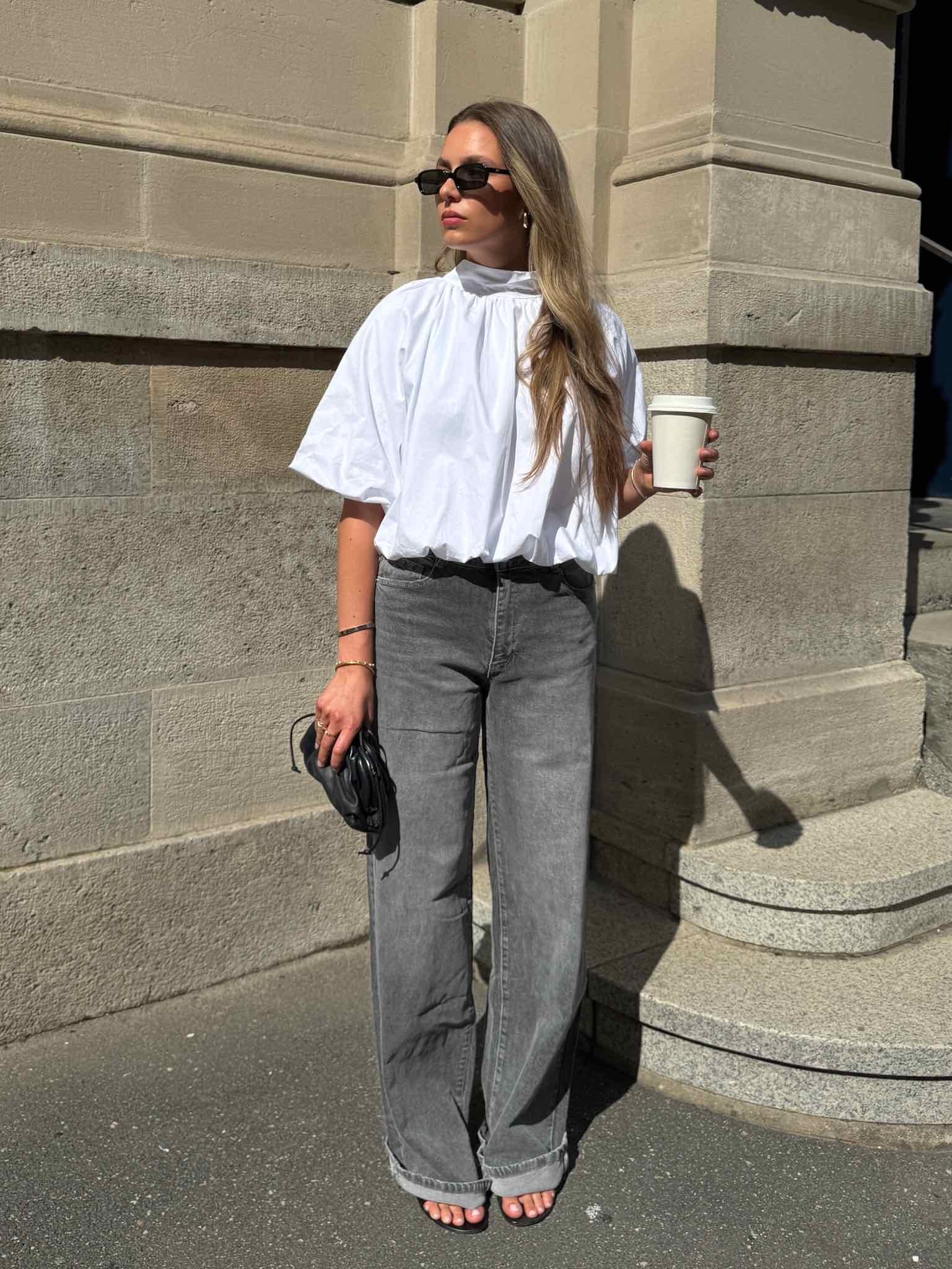 Ballonbluse mit Schleife für Damen in White von Maingold Basics