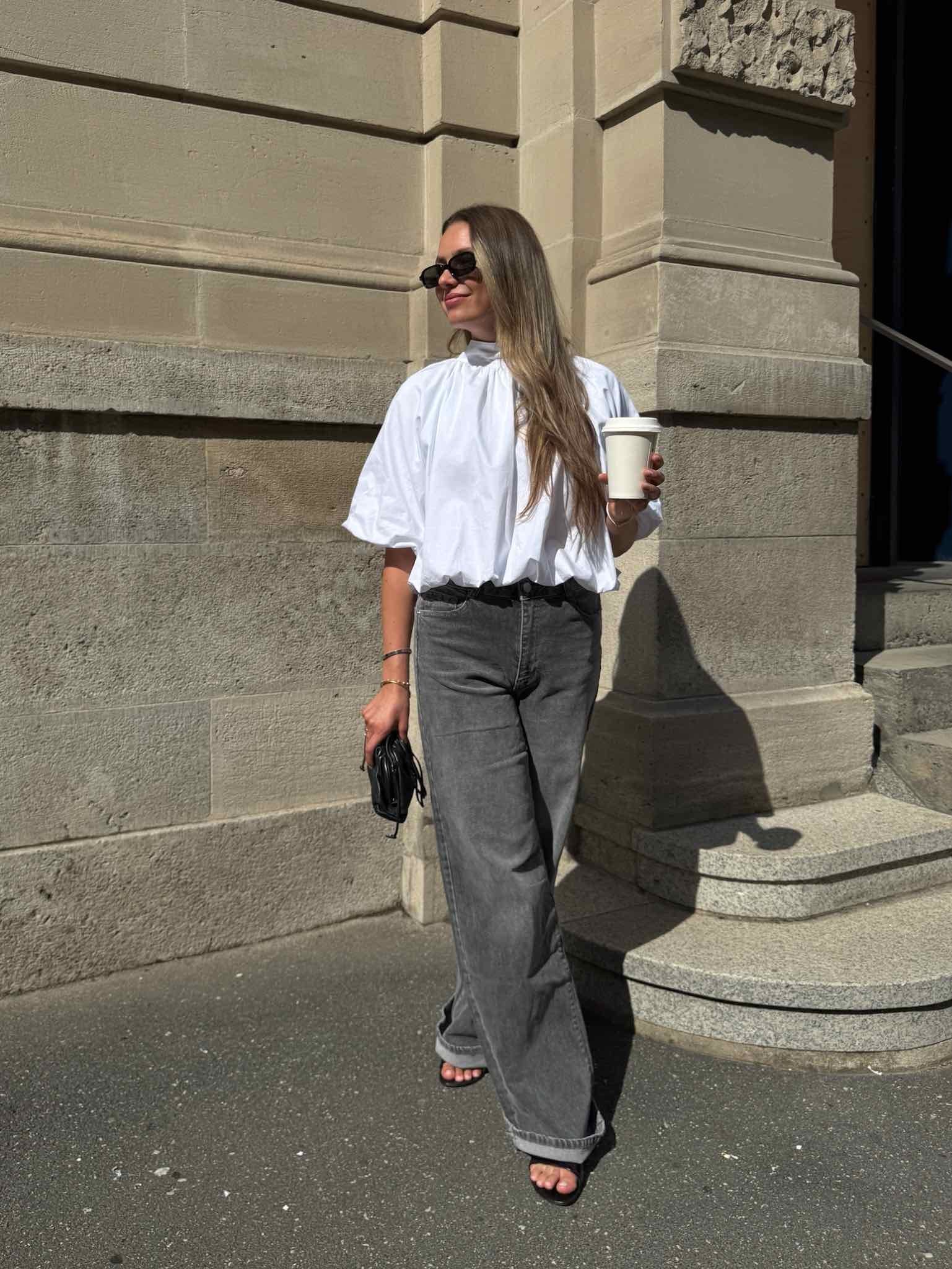 Ballonbluse mit Schleife für Damen in White von Maingold Basics