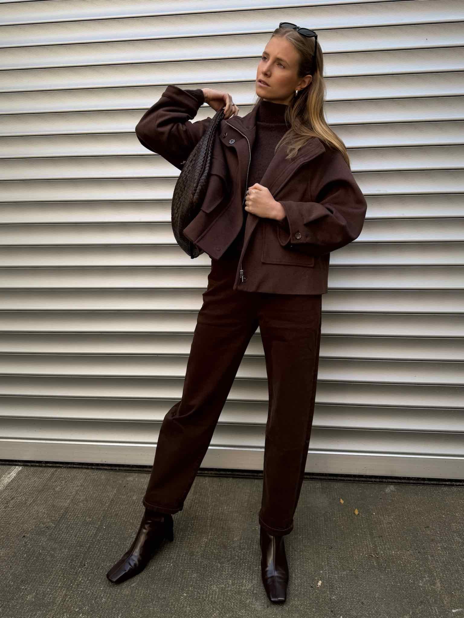Balloon Jeans für Damen in Chocolate von Maingold Basics