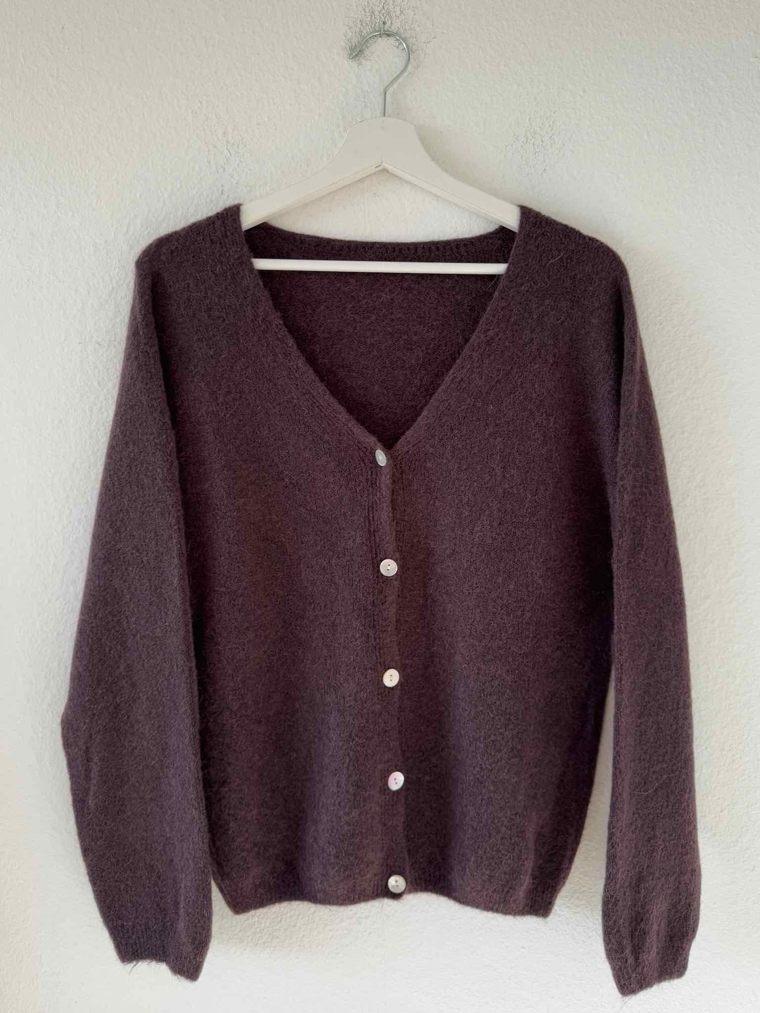 Basic Baby Alpaka Cardigan für Damen in Chocolate von Maingold Basics