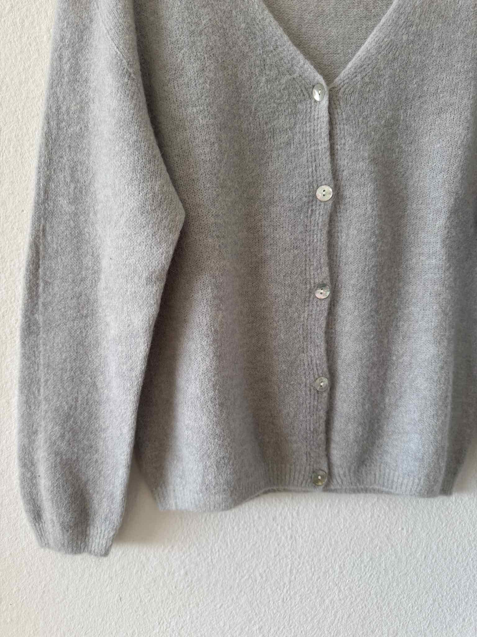Basic Baby Alpaka Cardigan für Damen in Light Grey von Maingold Basics