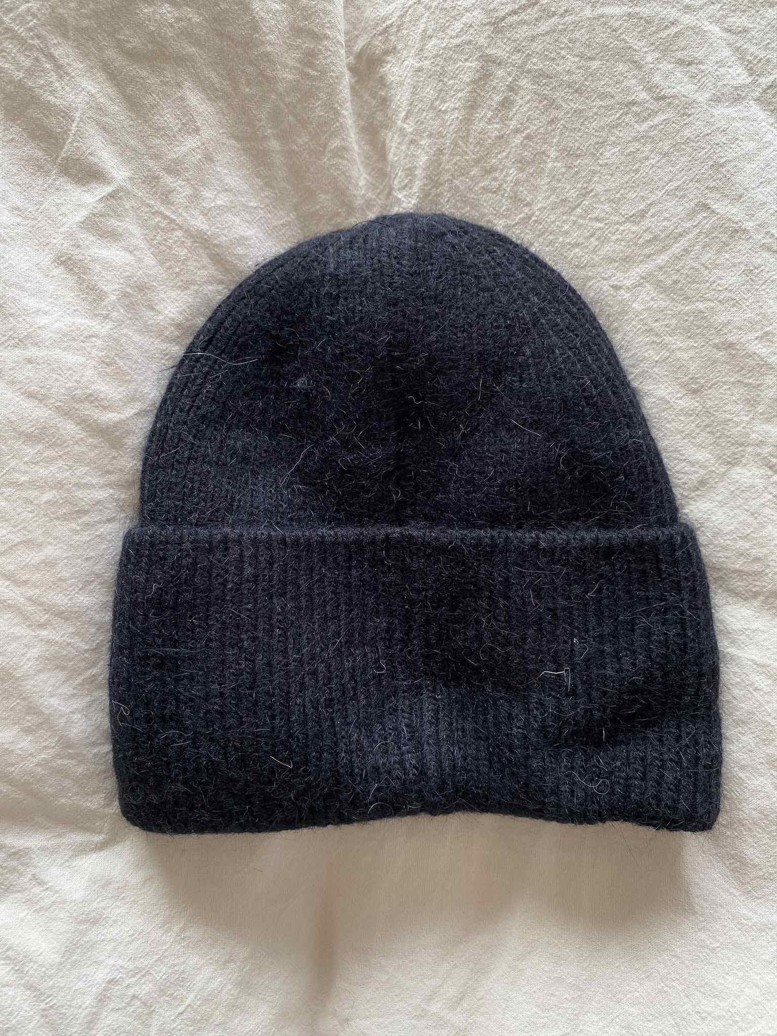 Basic Strickmütze in Black für Damen von Maingold Basics