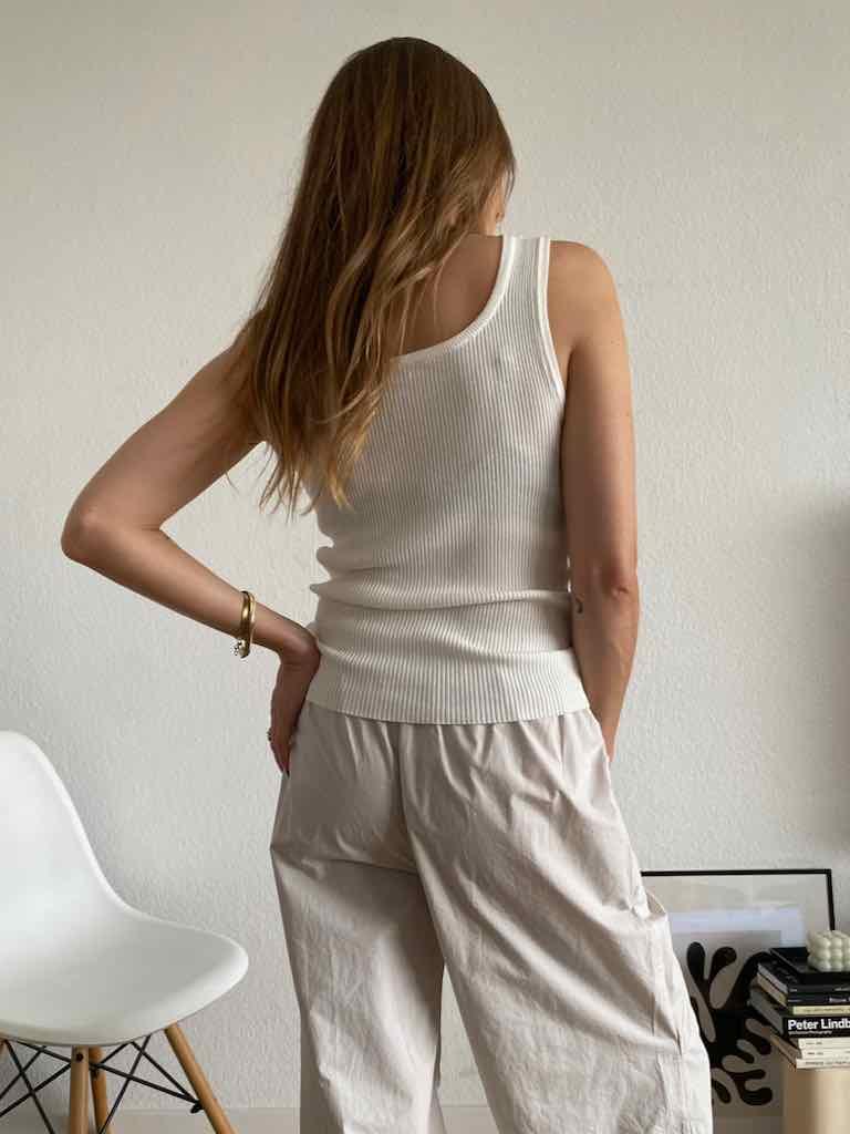 Basic Top aus Strick in White für Damen von maingoldbasics.de
