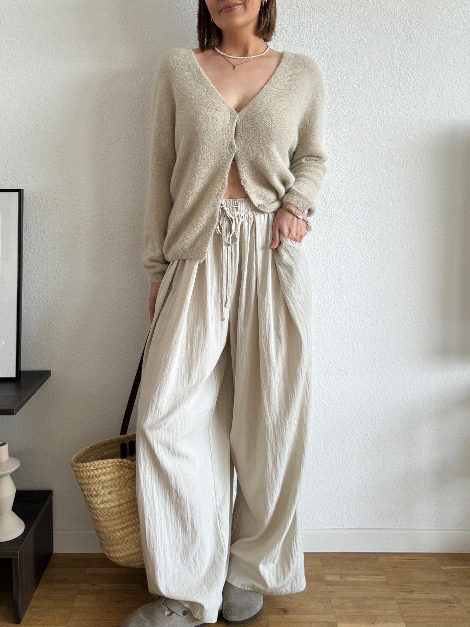 Basic Baby Alpaka Cardigan für Damen in Beige von Maingold Basics