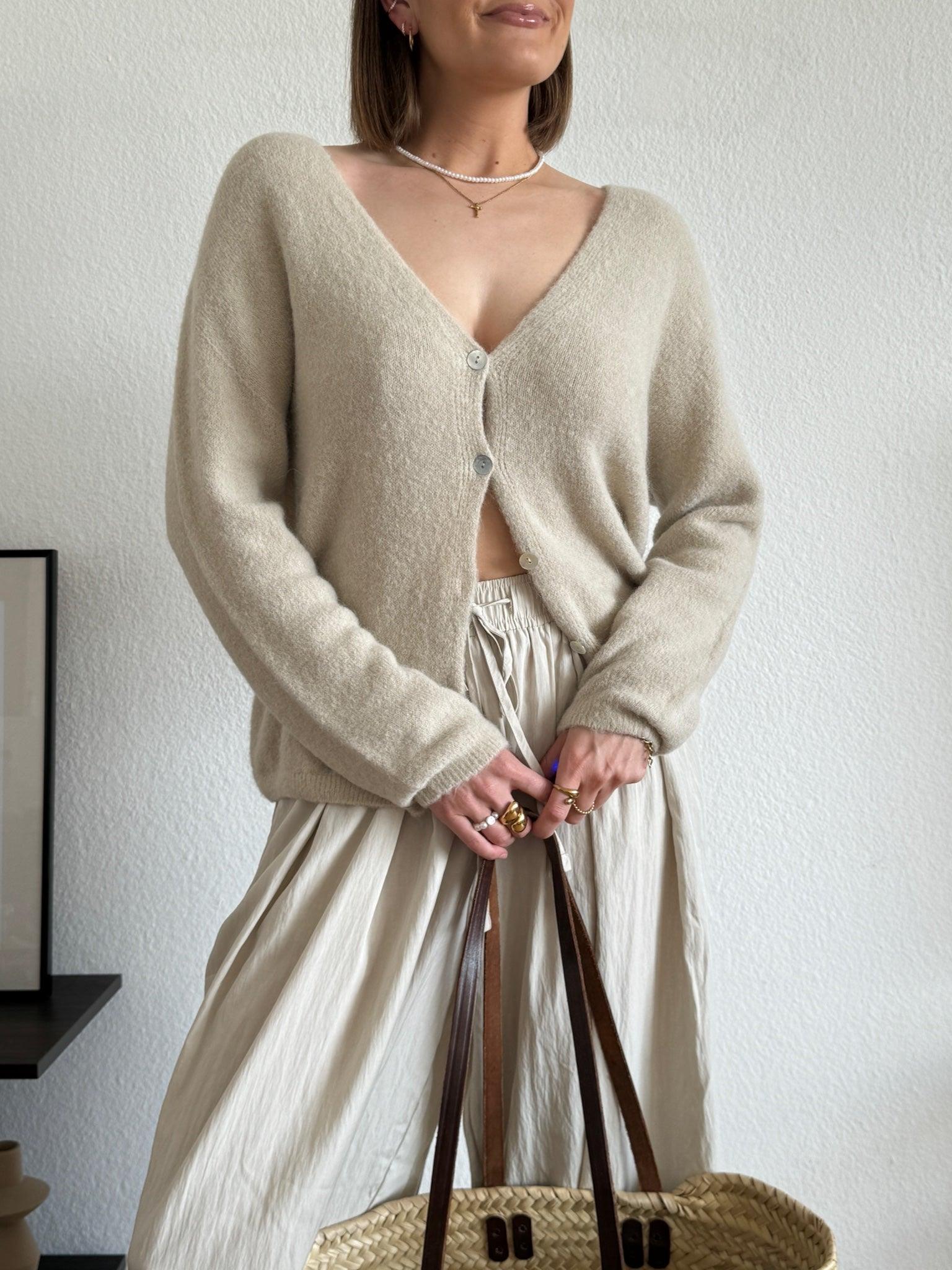 Basic Baby Alpaka Cardigan für Damen in Beige von Maingold Basics