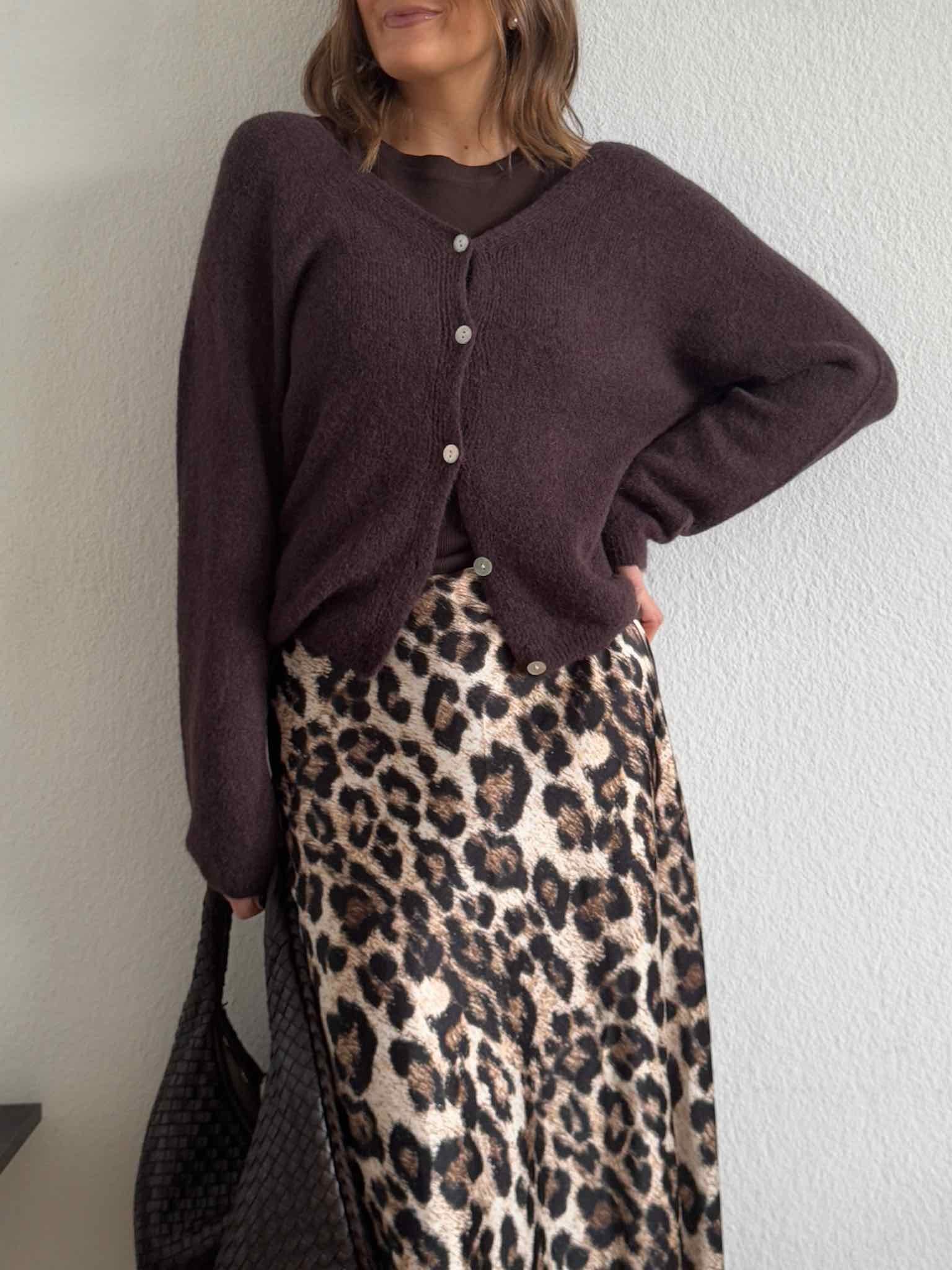 Basic Baby Alpaka Cardigan für Damen in Chocolate von Maingold Basics