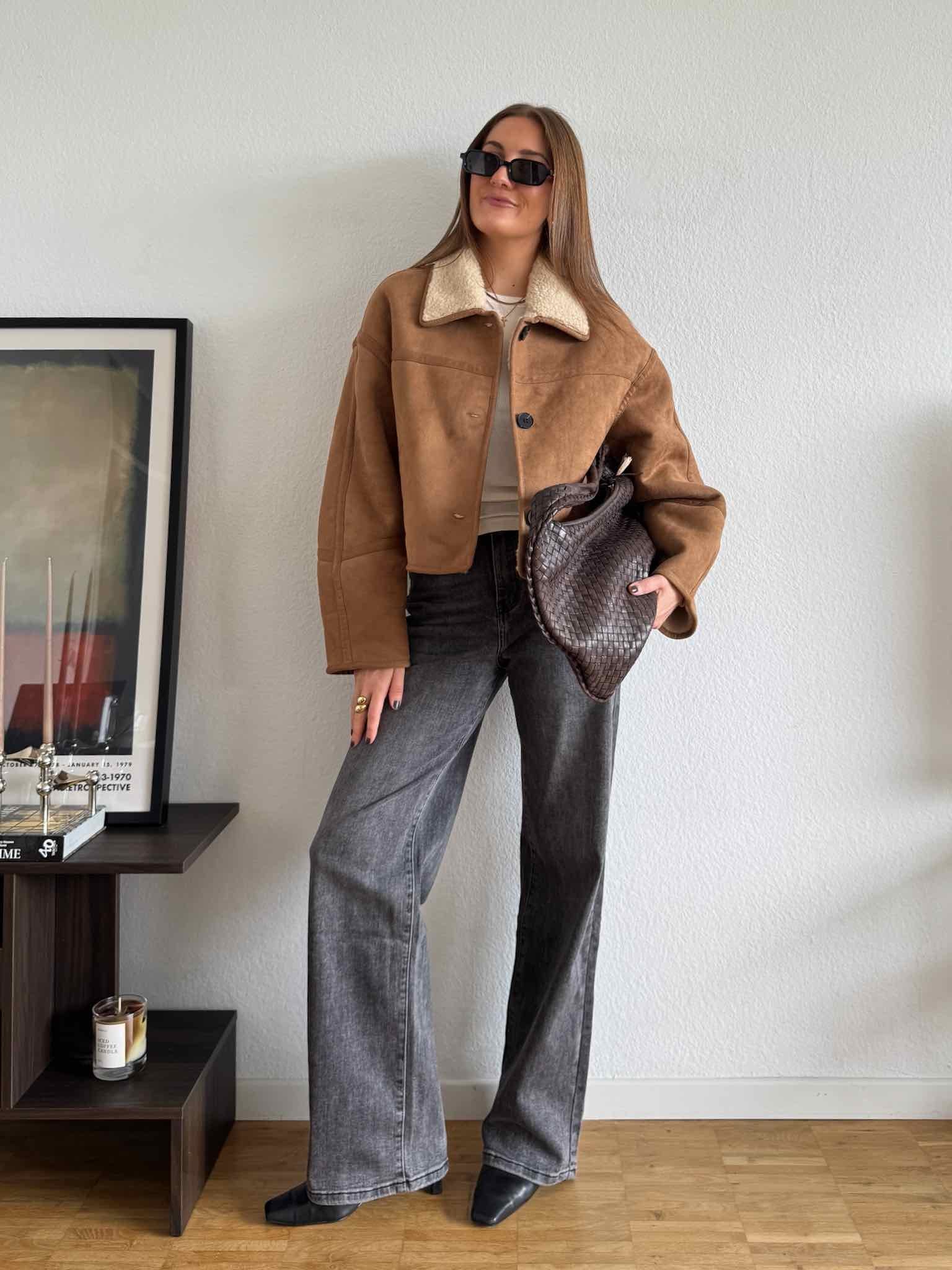 Faux Fur Wildleder Jacke für Damen in Caramel von Maingold Basics