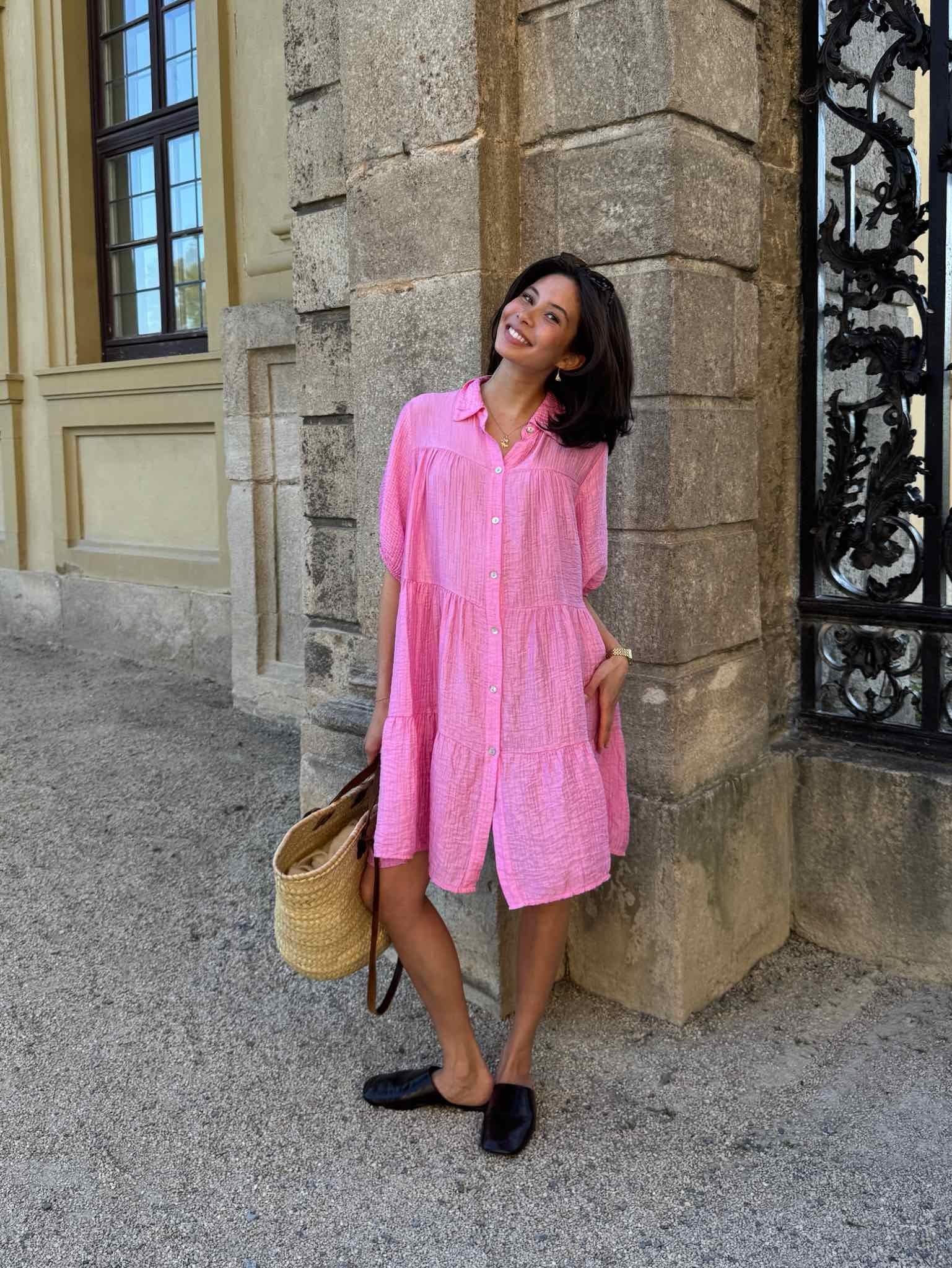 Glänzendes Blusenkleid in Krepp-Optik für Damen in Baby Pink von Maingold Basics