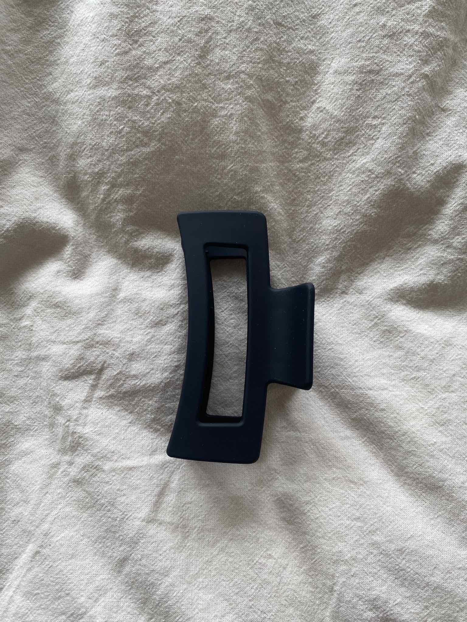 Haarklammer Hair Claw für Damen in Eckig Farbe Black von Maingold Basics