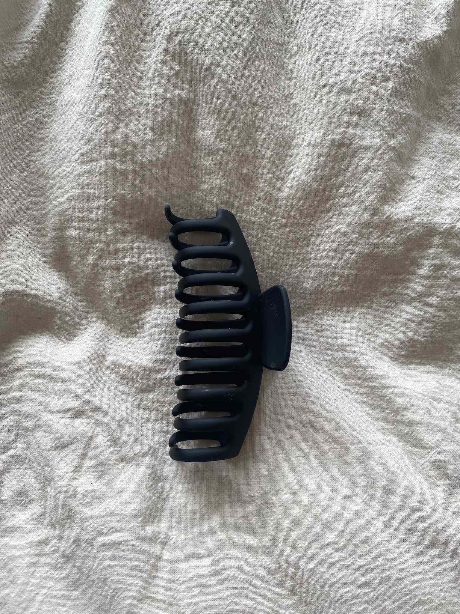 Haarklammer Hair Claw für Damen in Groß Farbe Black von Maingold Basics