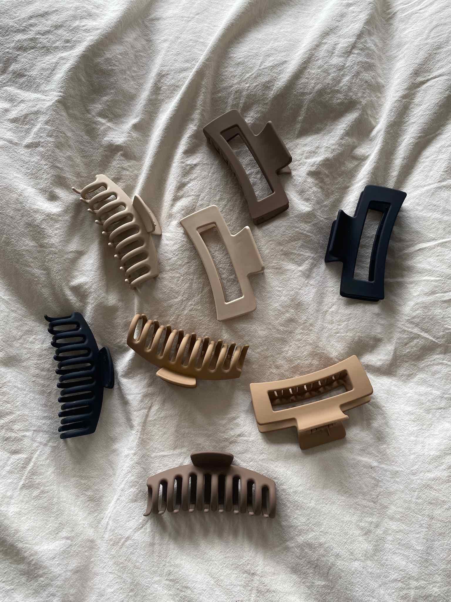Haarklammer Hair Claw für Damen in Groß Farbe Taupe von Maingold Basics