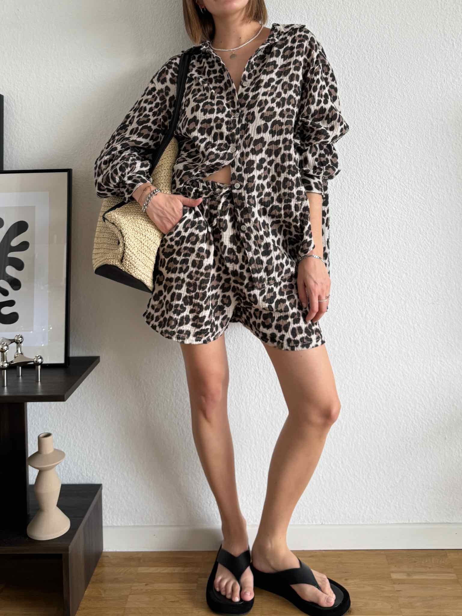 Kurze Musselin Leo Bluse für Damen in Taupe von Maingold Basics