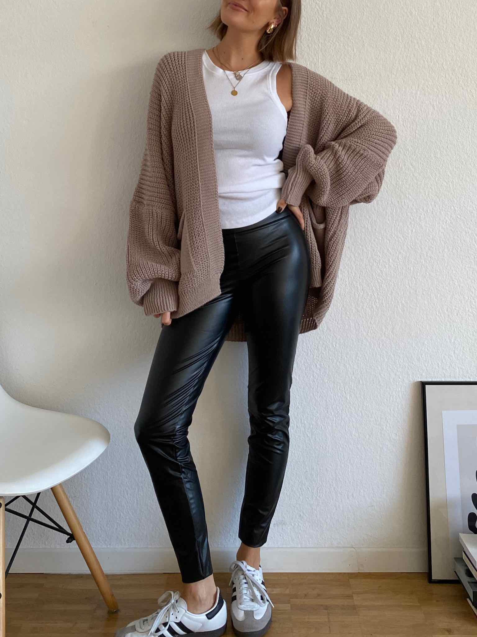 Lederimitat Leggings in Black für Damen von Maingold Basics