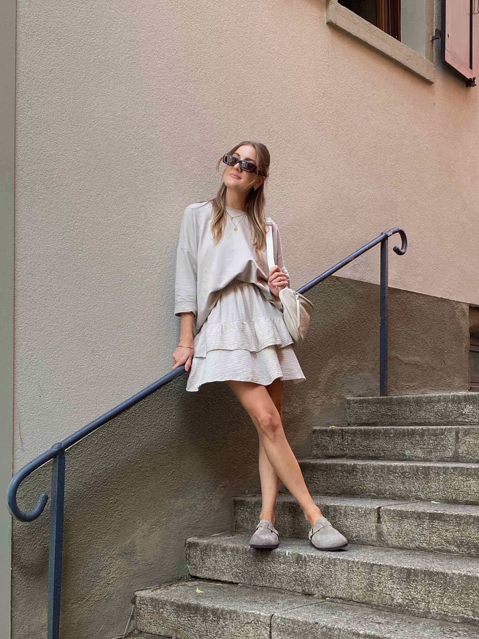 Leichtes Sweatshirt für Damen in Beige von Maingold Basics