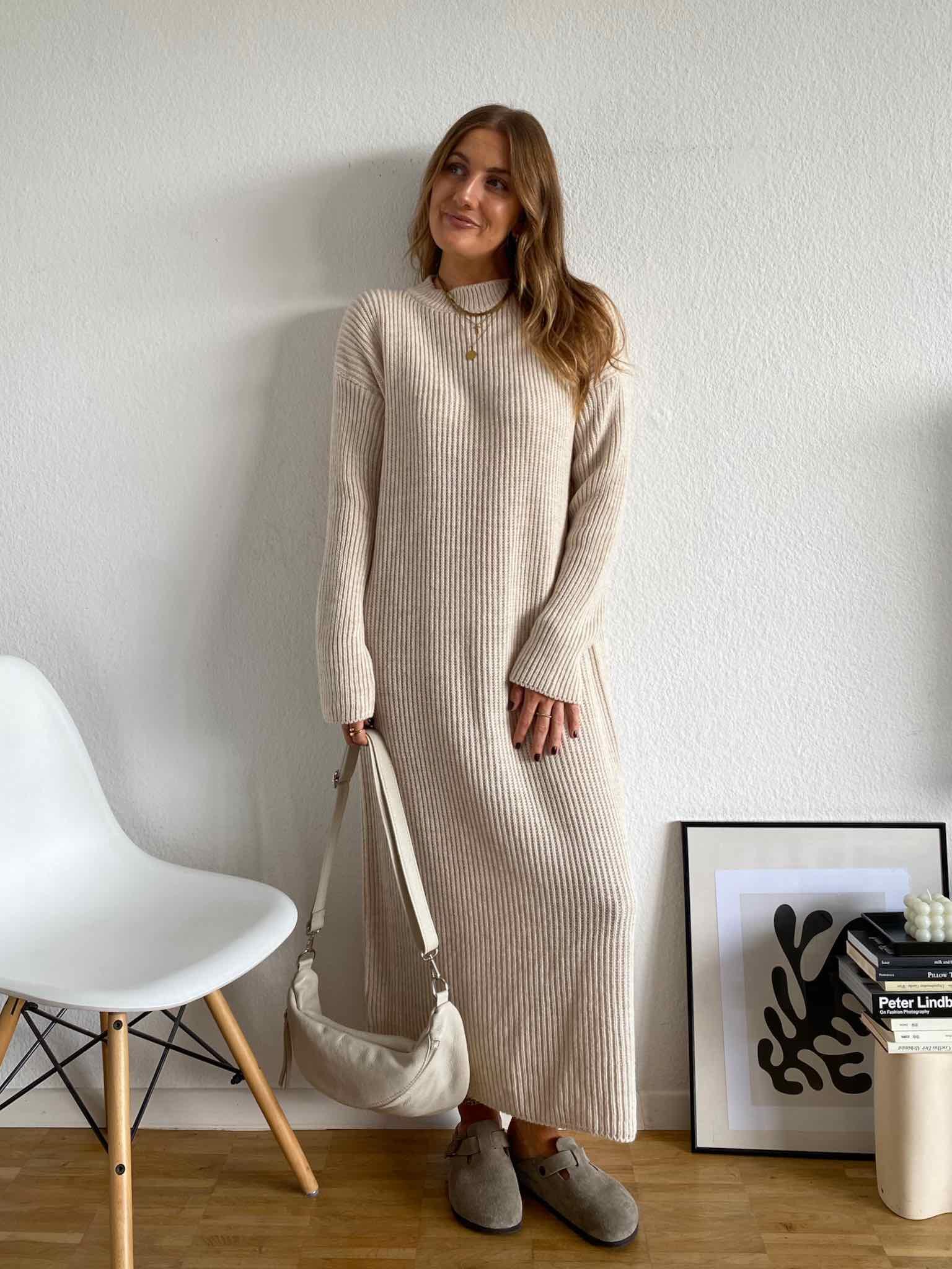Long Knit Dress für Damen in Creme von maingoldbasics.de