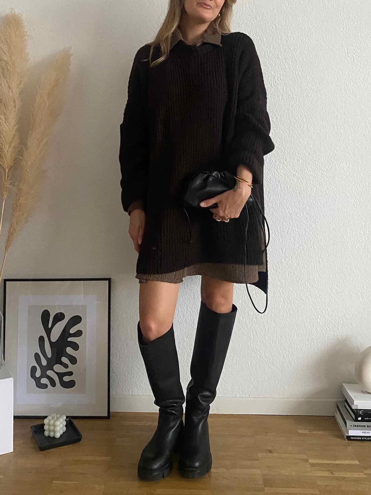 Long Oversize Pulli mit Schlitz für Damen in Dark Chocolate von Maingold Basics