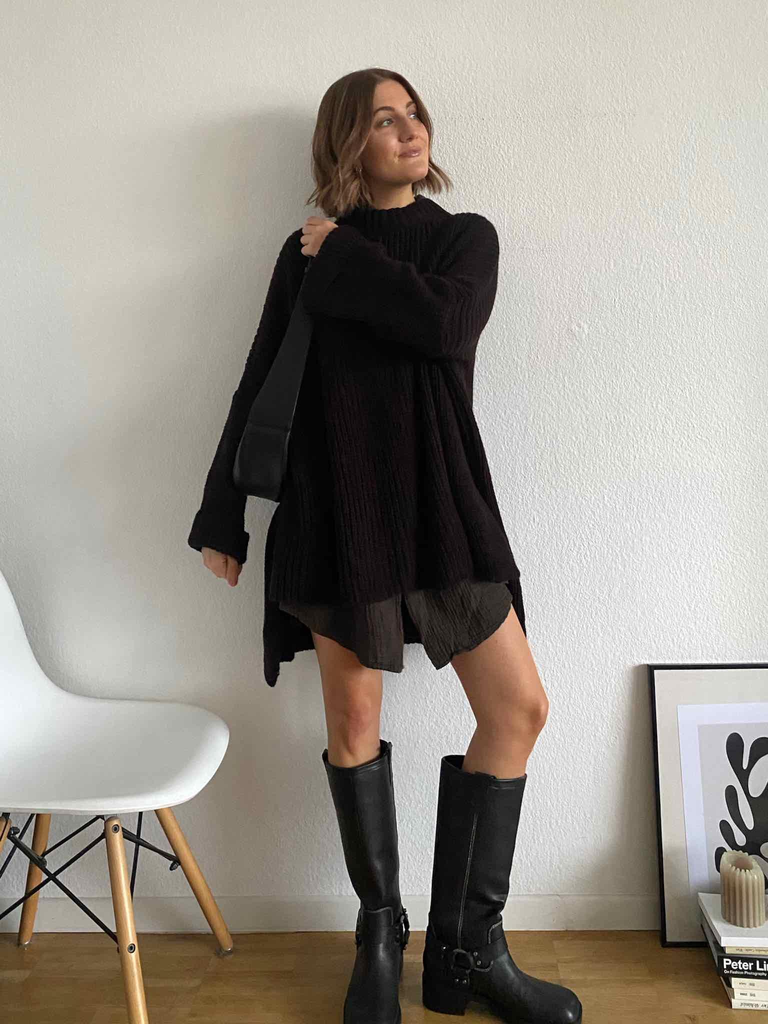Long Oversize Pulli mit Schlitz für Damen in Dark Chocolate von Maingold Basics