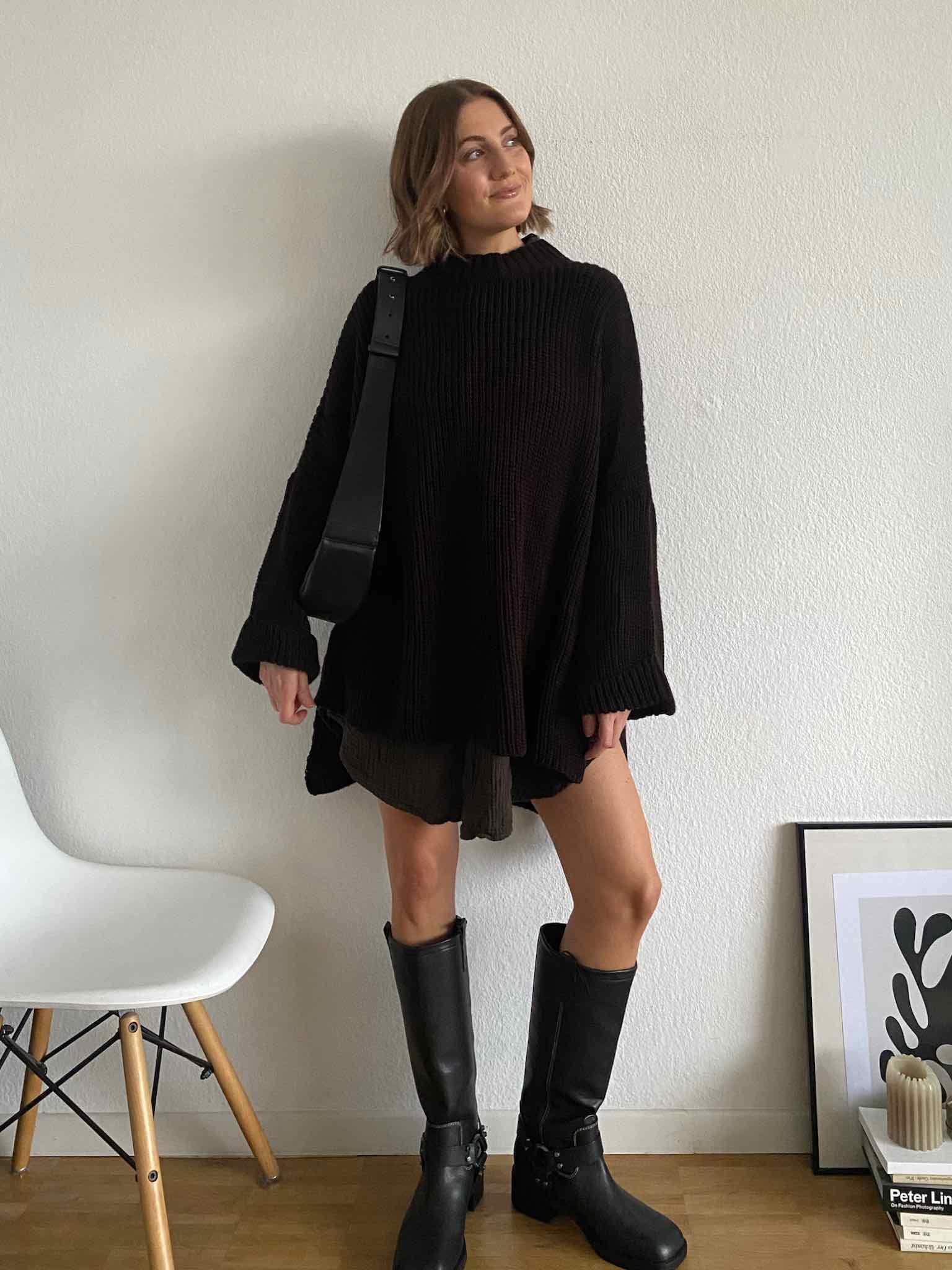 Long Oversize Pulli mit Schlitz für Damen in Dark Chocolate von Maingold Basics
