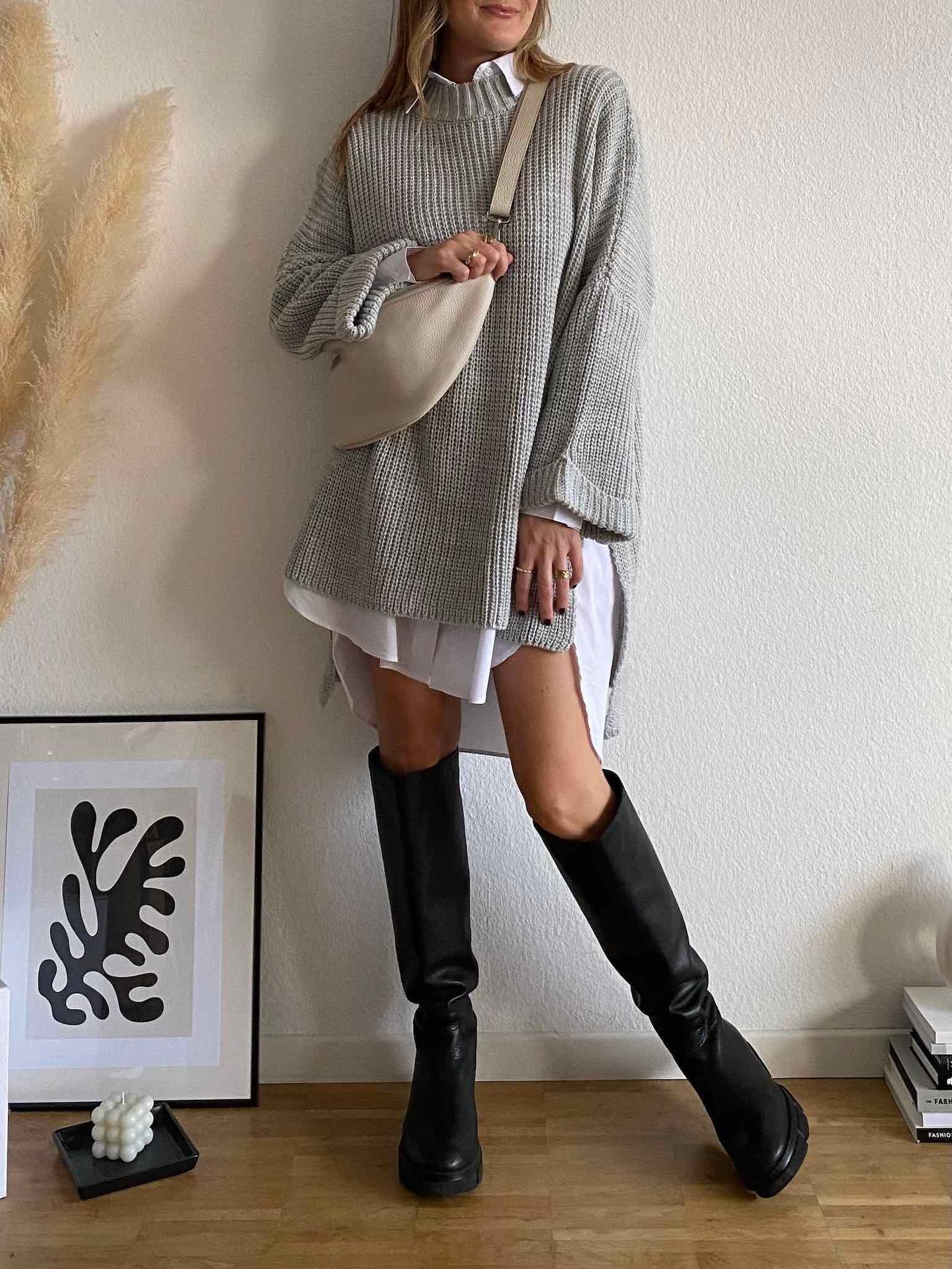 Long Oversize Pulli mit Schlitz für Damen in Light Grey von Maingold Basics