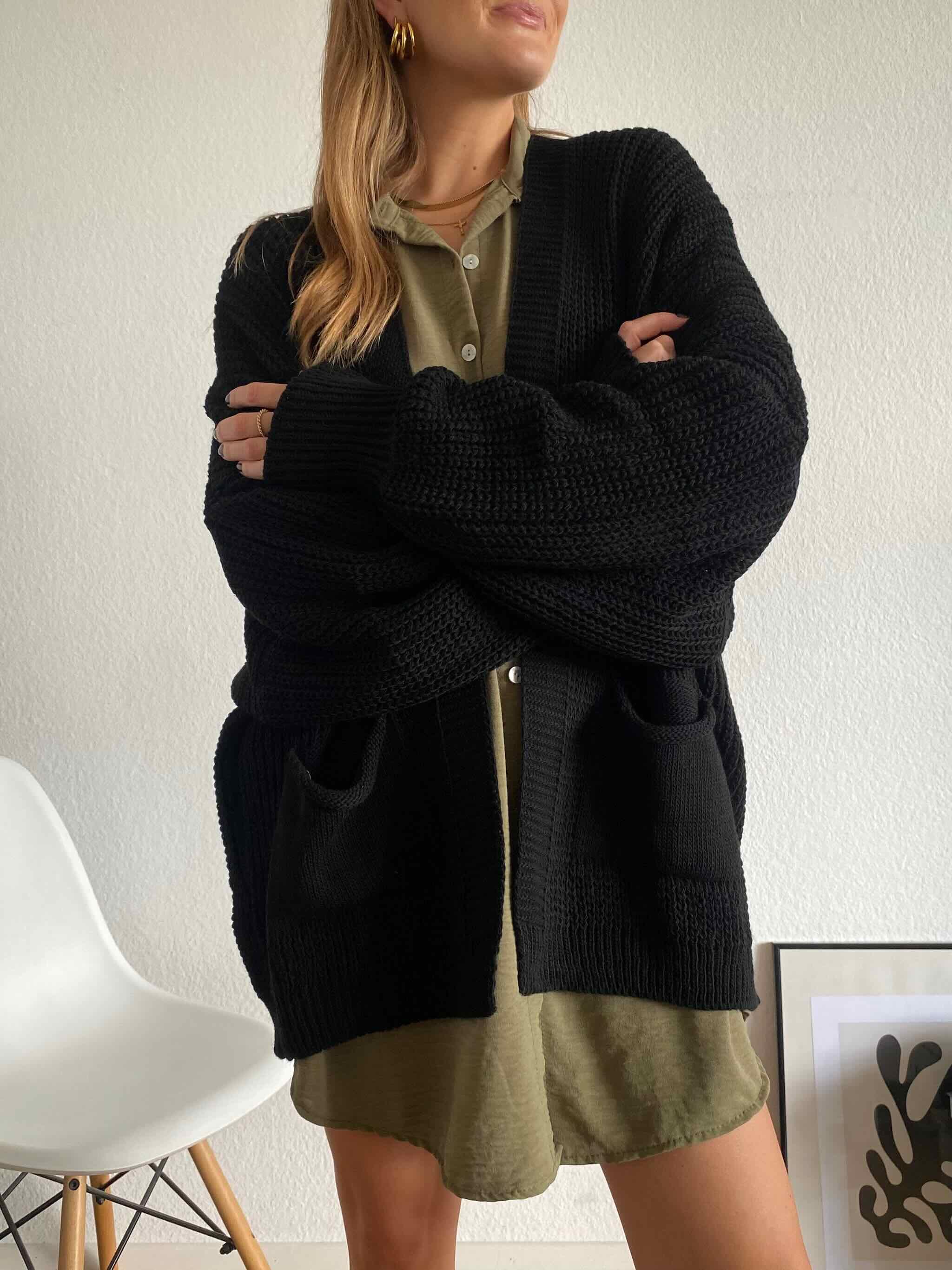 Maingold Basic Cardigan für Damen in Black von maingoldbasics.de