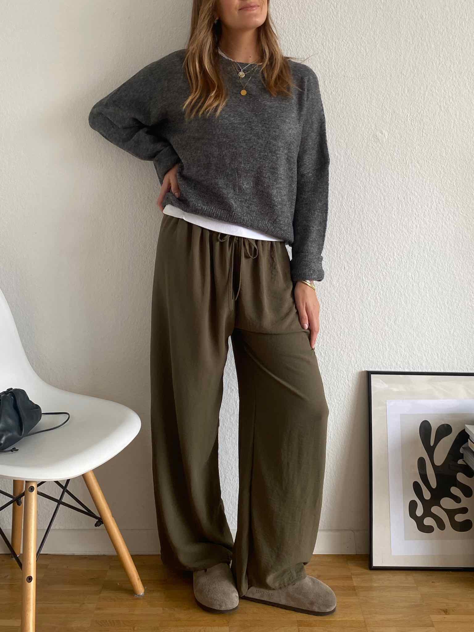 Maingold Basic Lieblings Pulli für Damen in Dark Grey von Maingold Basics