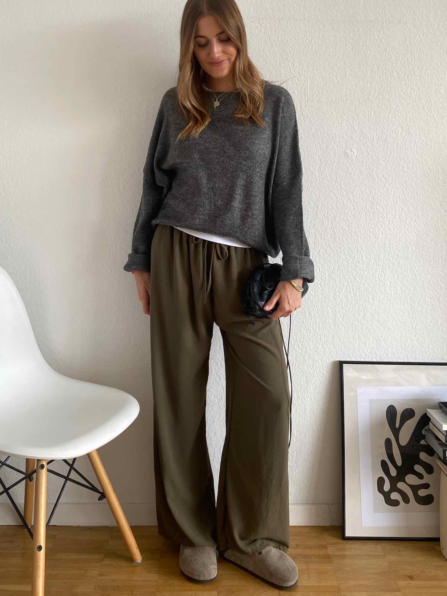 Maingold Basic Lieblings Pulli für Damen in Dark Grey von Maingold Basics