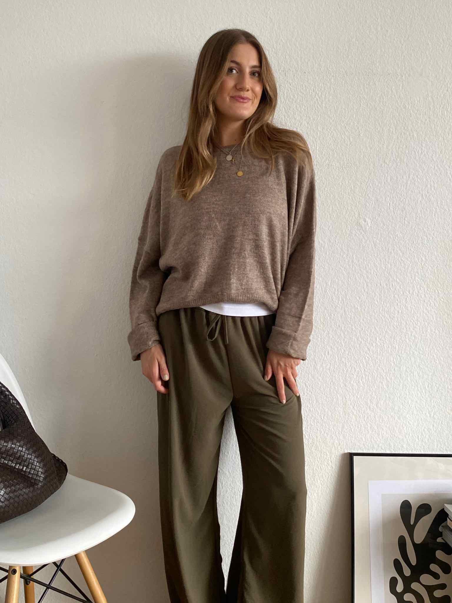 Maingold Basic Lieblings Pulli für Damen in Dark Taupe von Maingold Basics