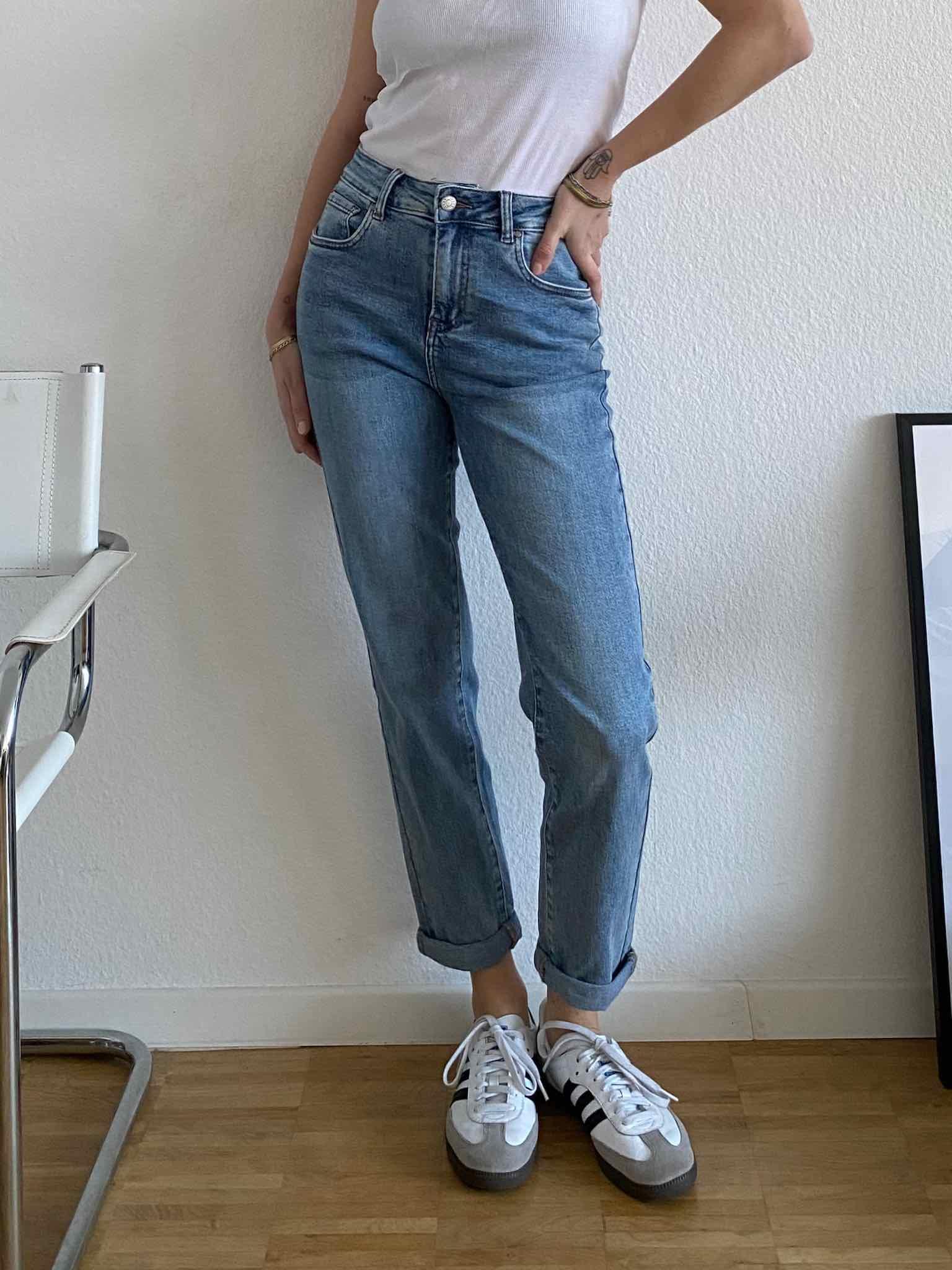 Mom Jeans für Damen in Light Blue von Maingold Basics
