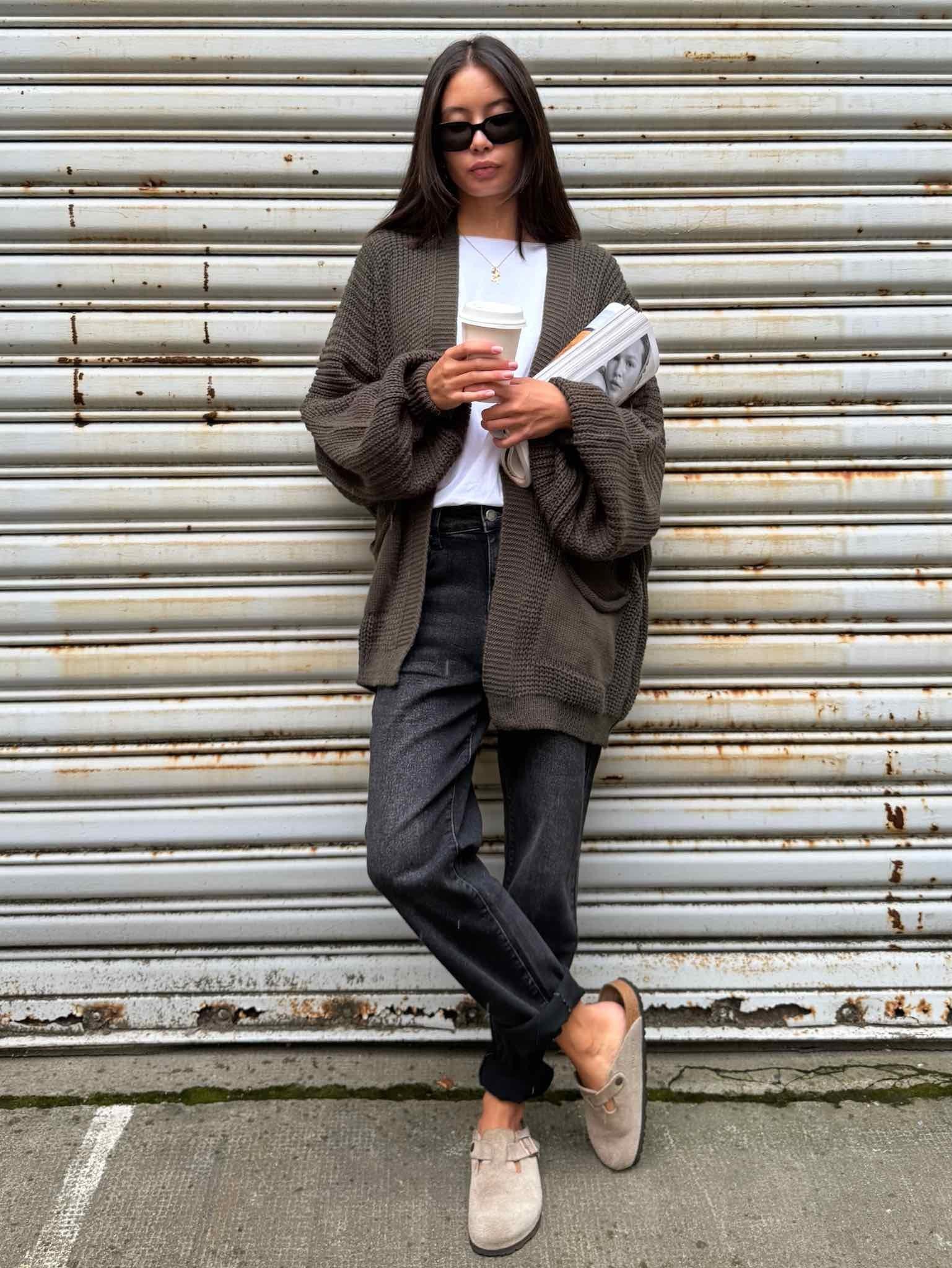 Mom Jeans für Damen in Dark Grey von Maingold Basics