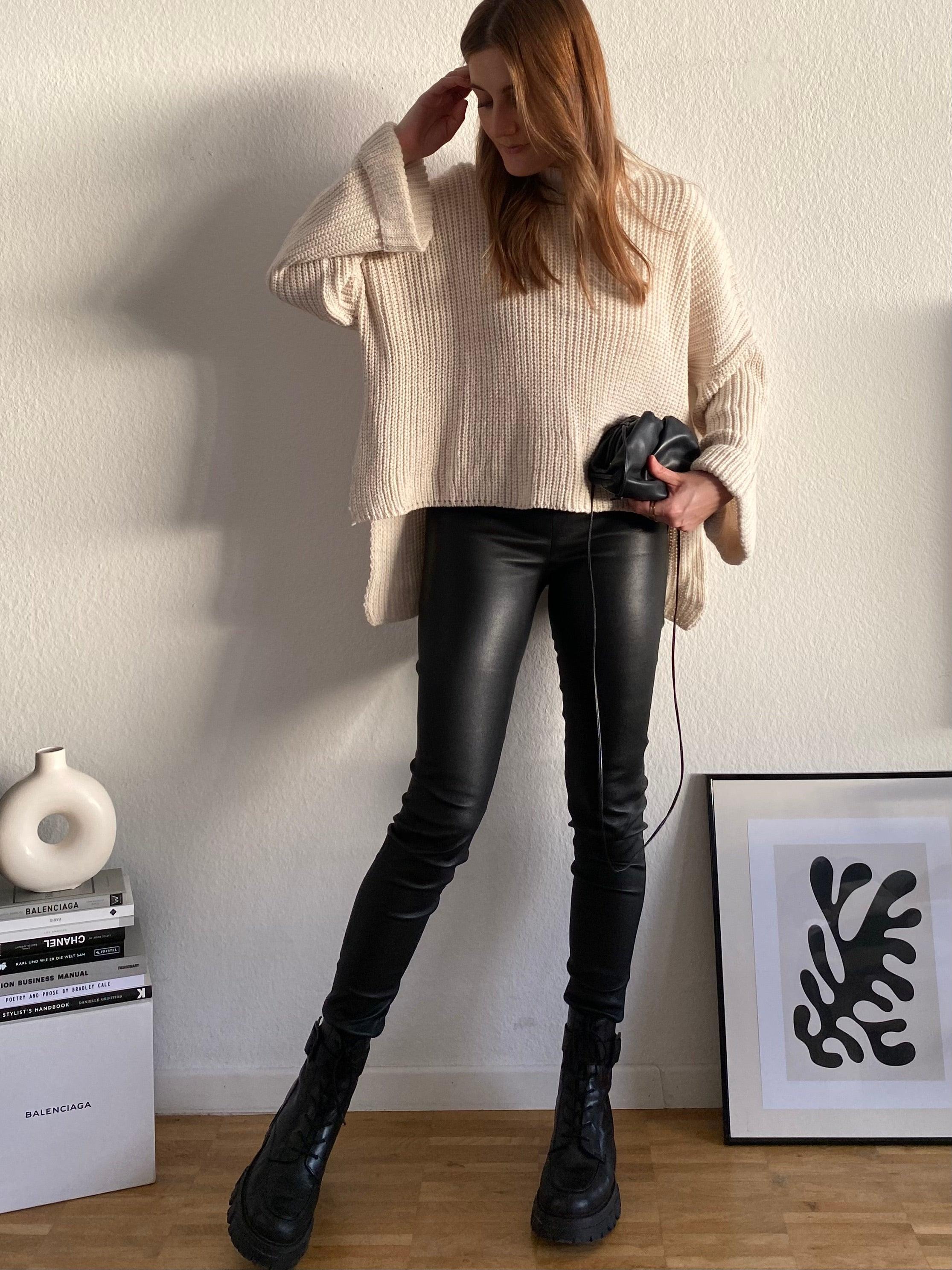 Short Oversize Pulli mit Schlitz in Beige für Damen von Maingold Basics