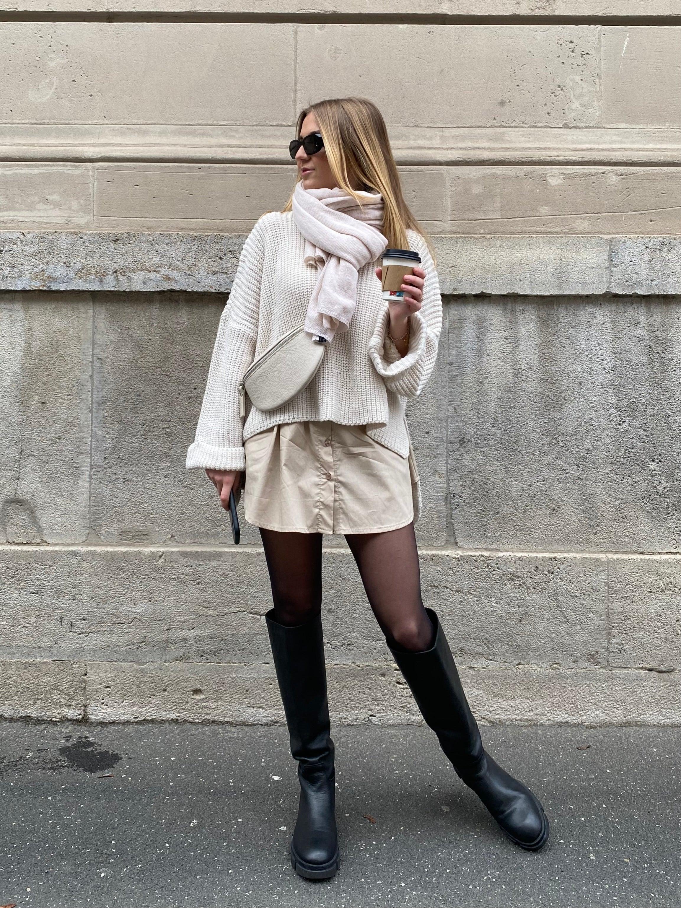 Short Oversize Pulli mit Schlitz in Beige für Damen von Maingold Basics