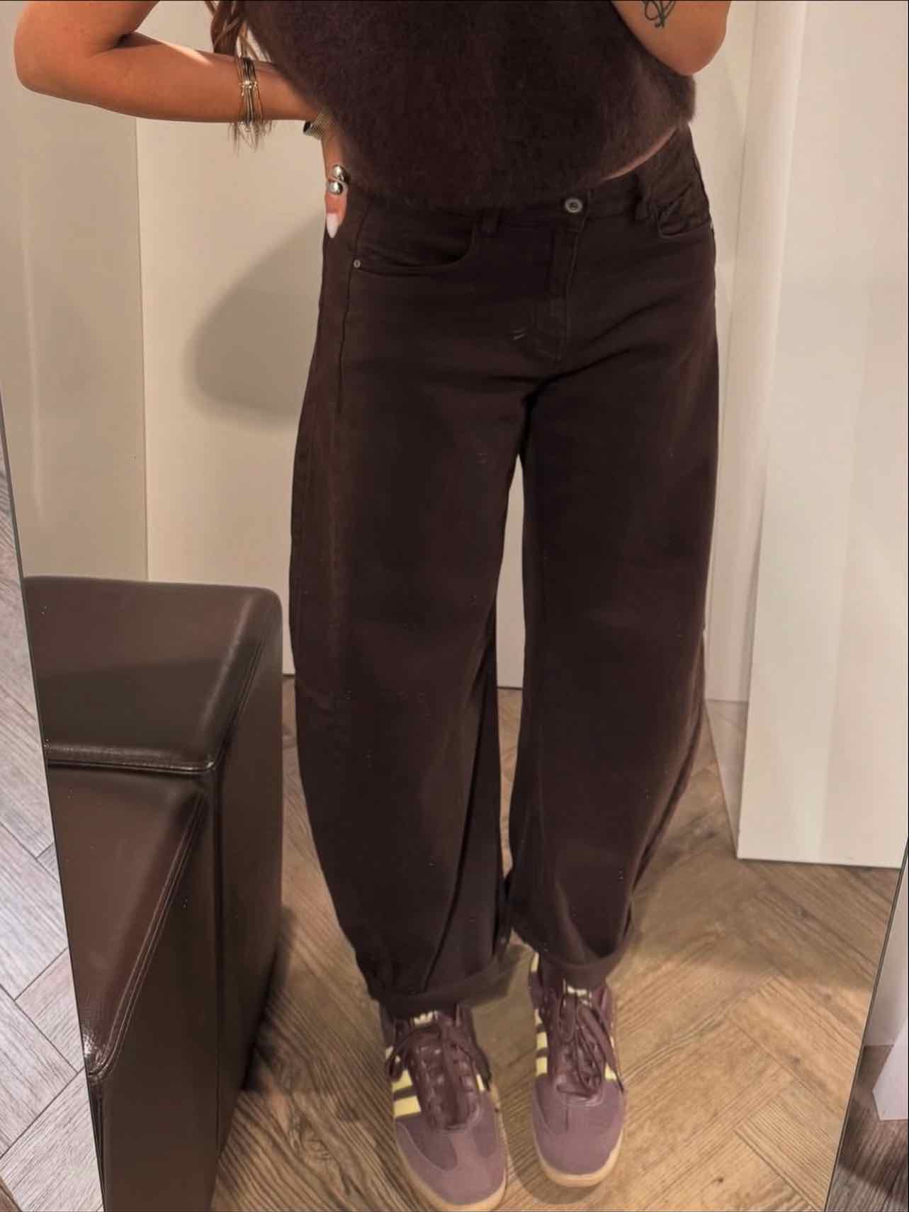 Oversized  Barrel Jeans für Damen in Chocolate von Maingold Basics