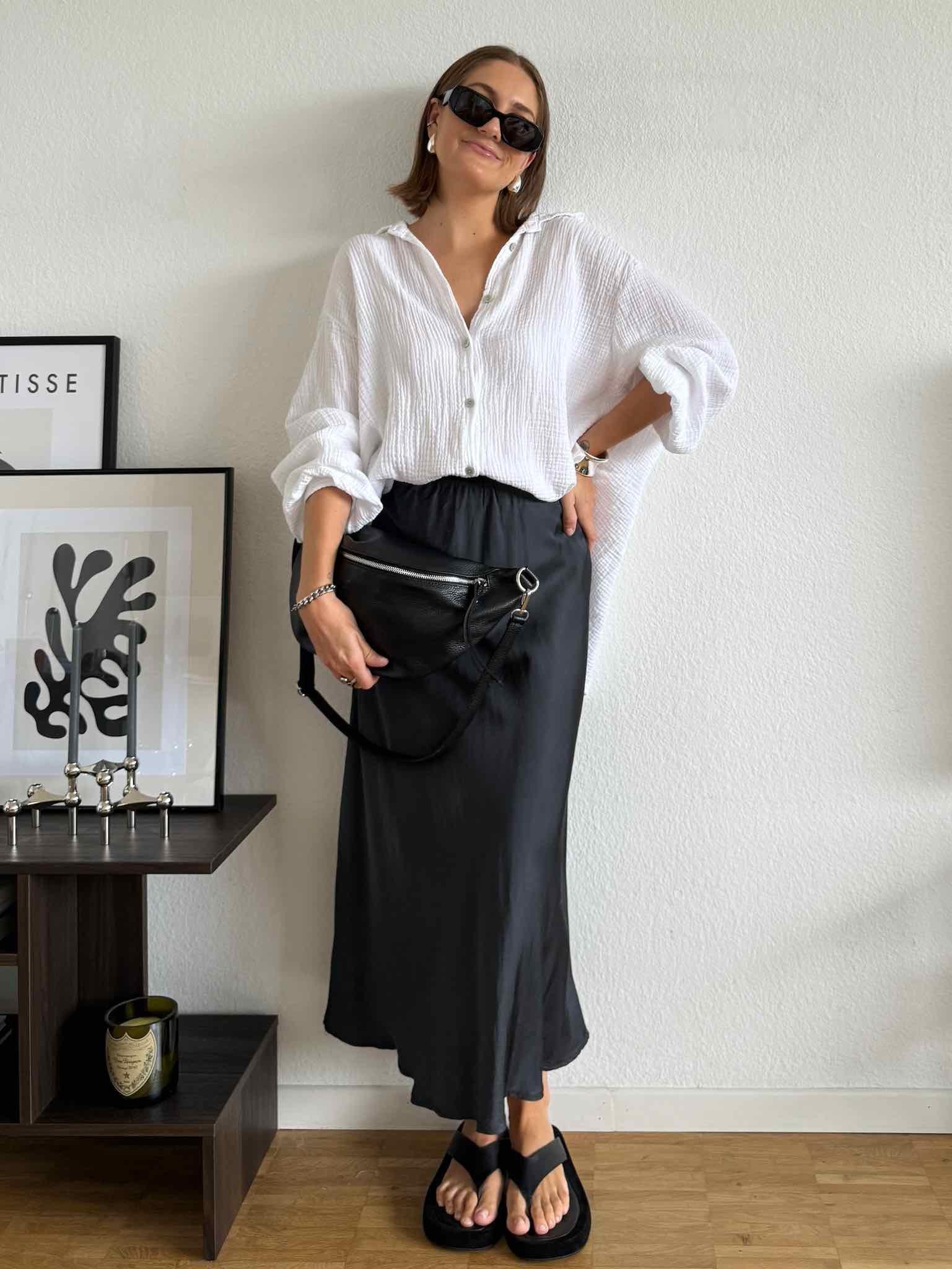 Satin Look Rock für Damen in Grey von Maingold Basics