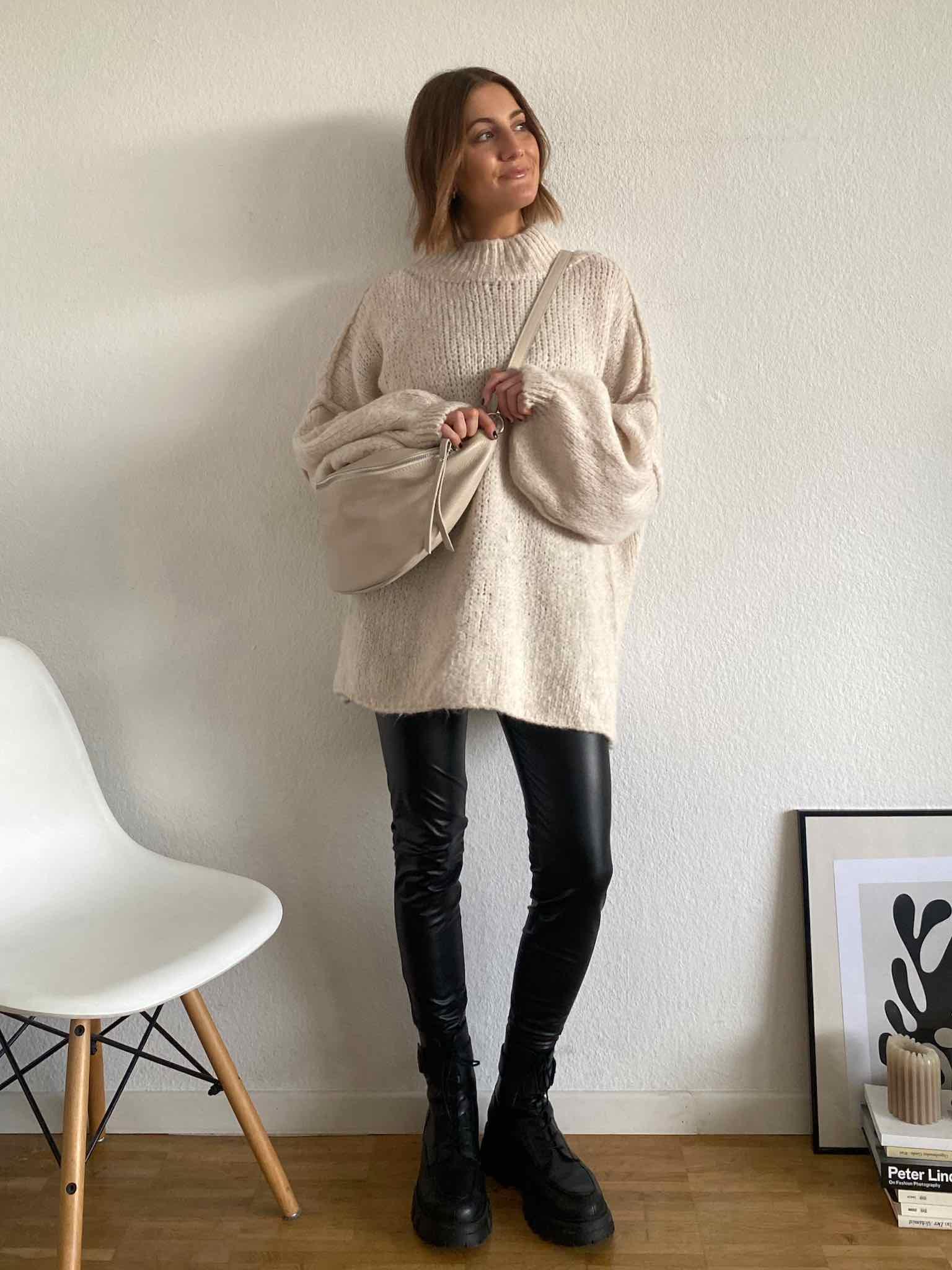 Super Oversized Kuschel Pullover für Damen in Creme von Maingold Basics