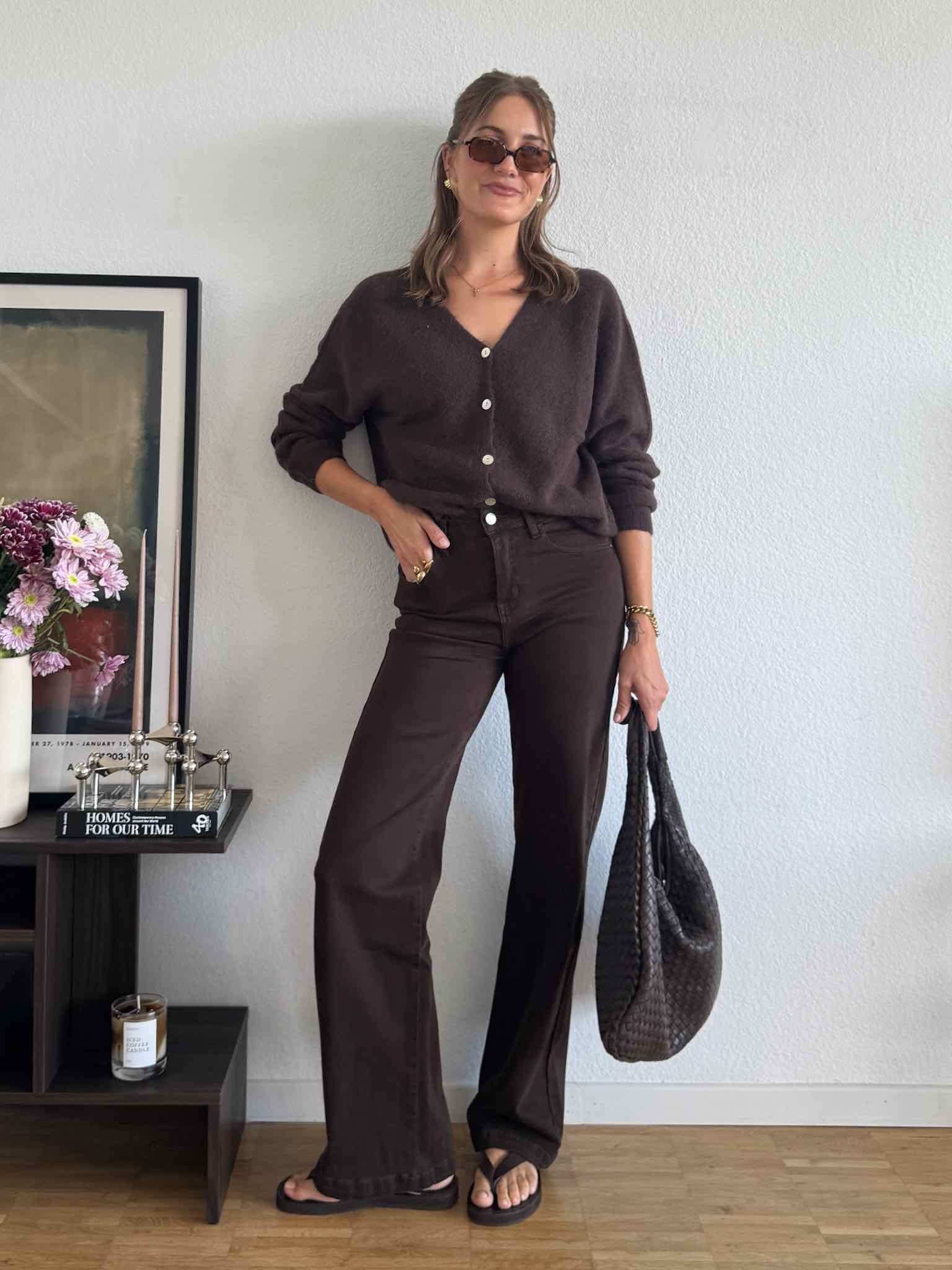 Basic Baby Alpaka Cardigan für Damen in Chocolate von Maingold Basics