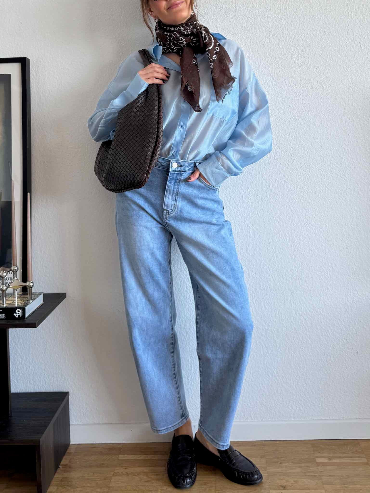 Transparente Oversize Bluse für Damen in Baby Blue von Maingold Basics