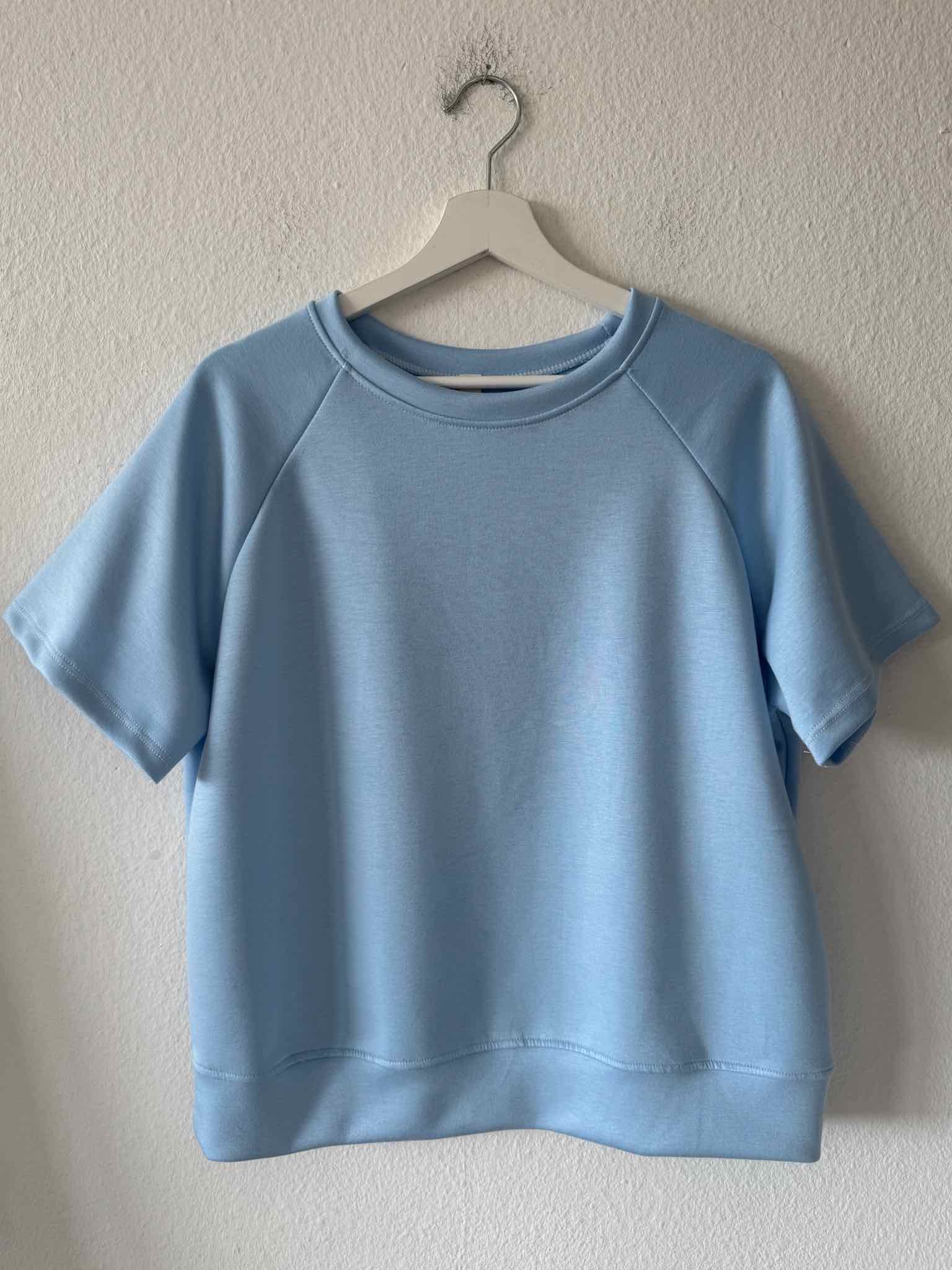 Viskose T-Shirt für Damen in Baby Blue von Maingold Basics