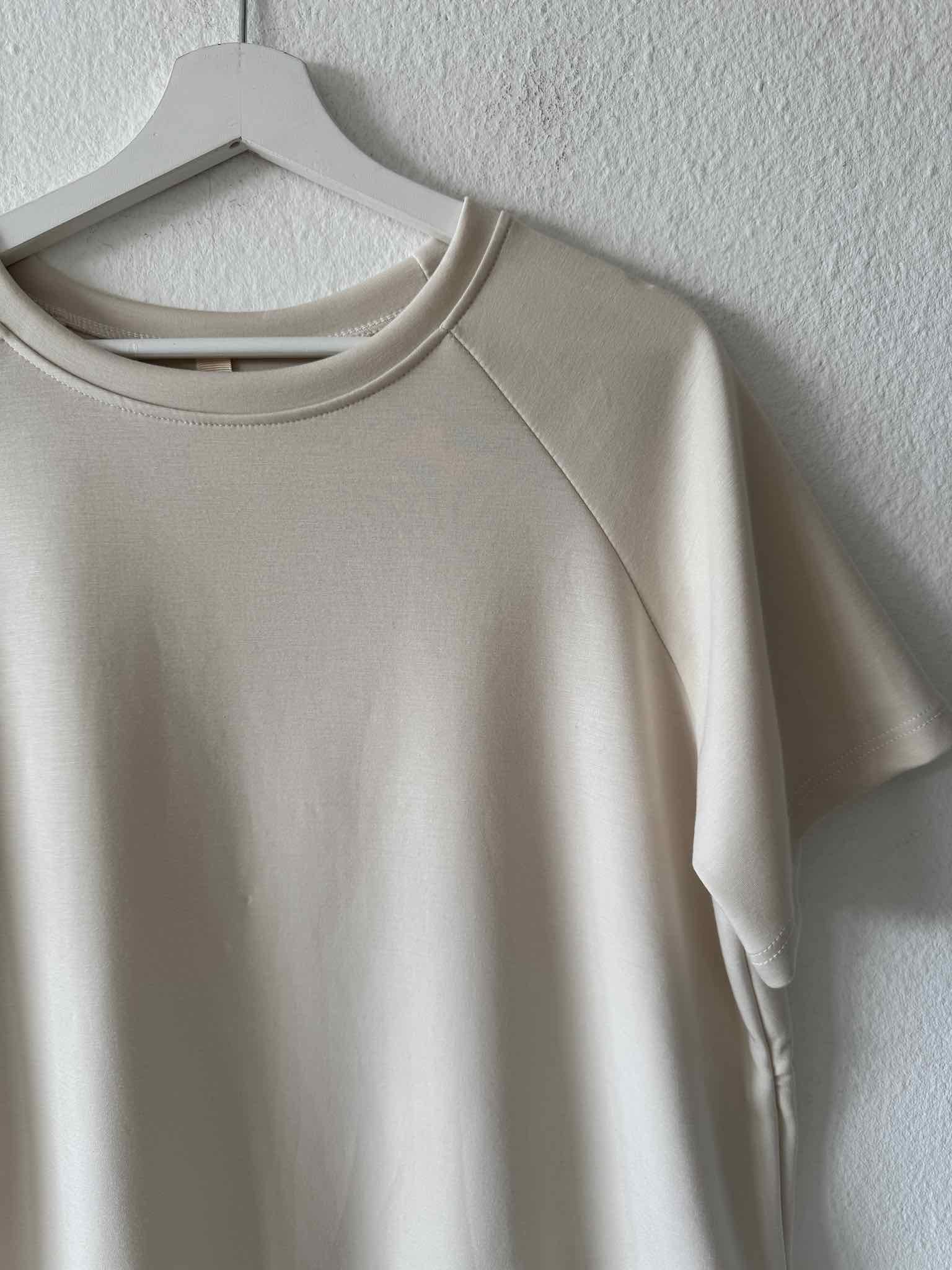 Viskose T-Shirt für Damen in Beige von Maingold Basics