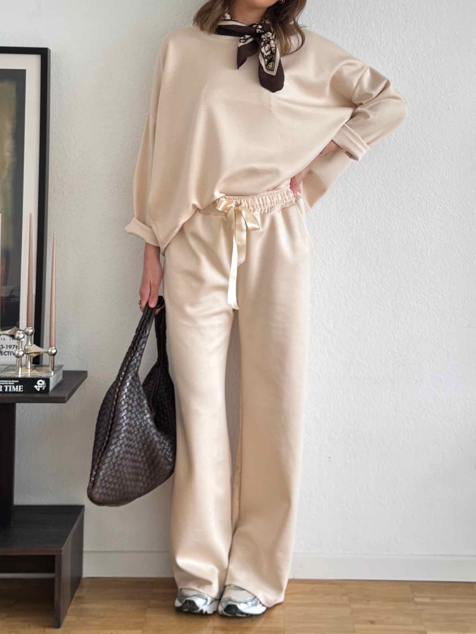 Viskose Track Pants mit Satinband für Damen in Vanilla Cream von Maingold Basics