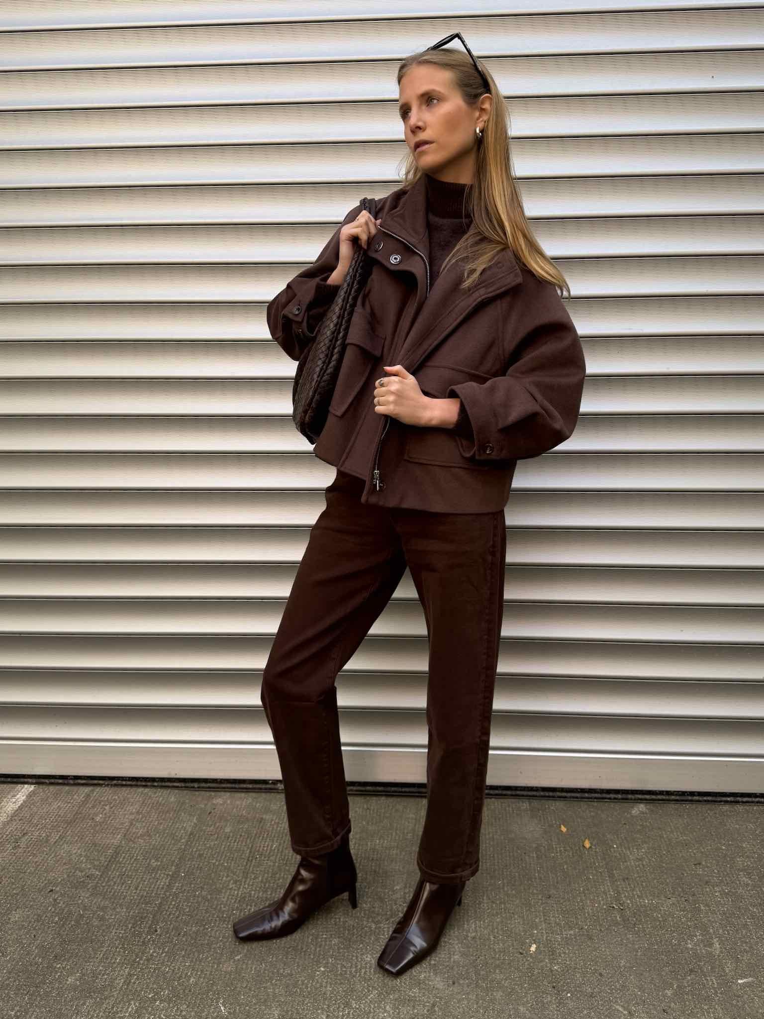 Balloon Jeans für Damen in Chocolate von Maingold Basics
