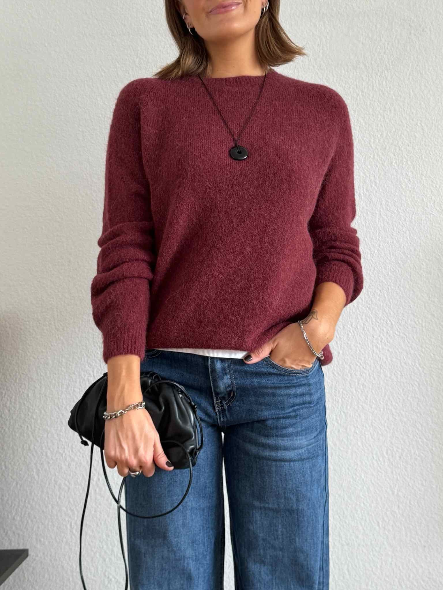 Basic Baby Alpaka Pullover für Damen in Bordeaux von Maingold Basics