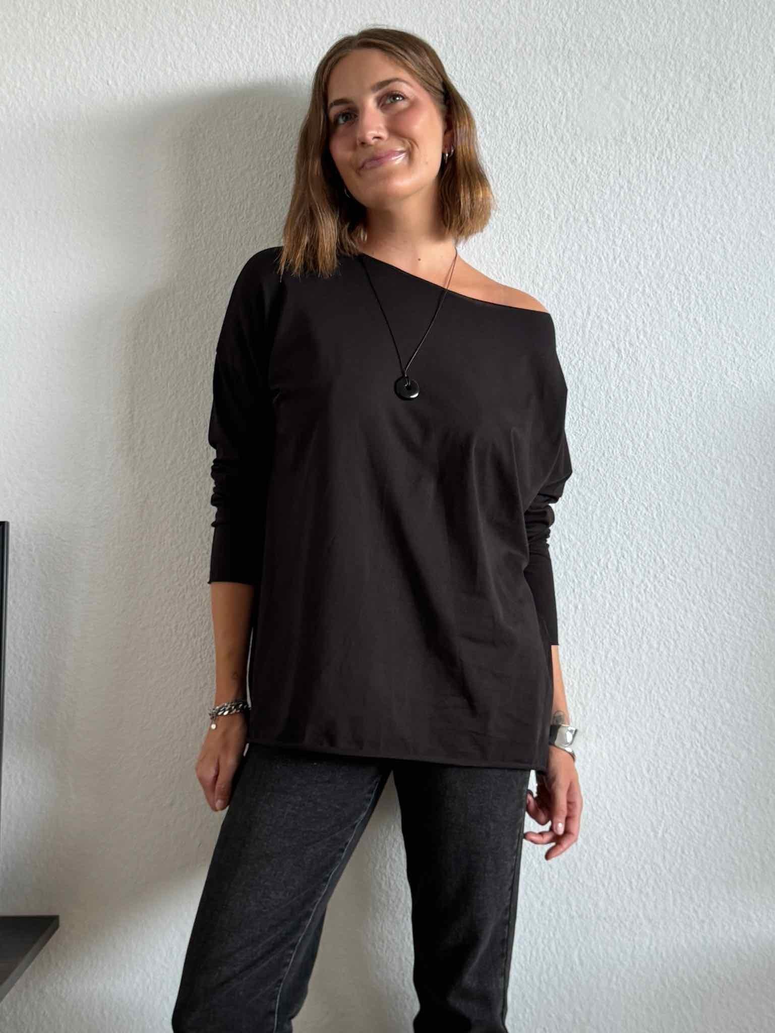 Basic Cutted Langarm Shirt für Damen in Black von Maingold Basics