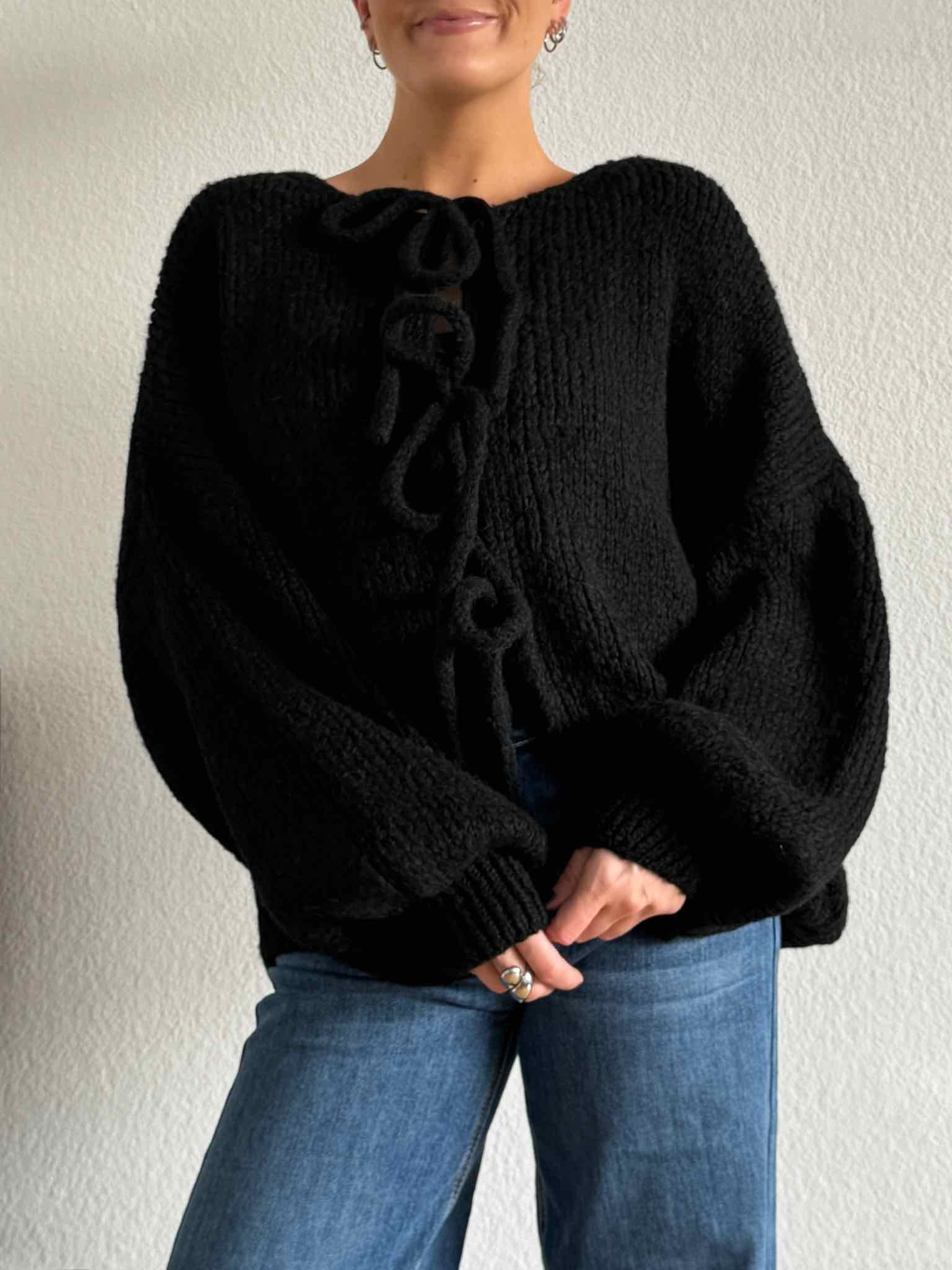 Cozy Bow Knit Cardigan für Damen in Black von Maingold Basics