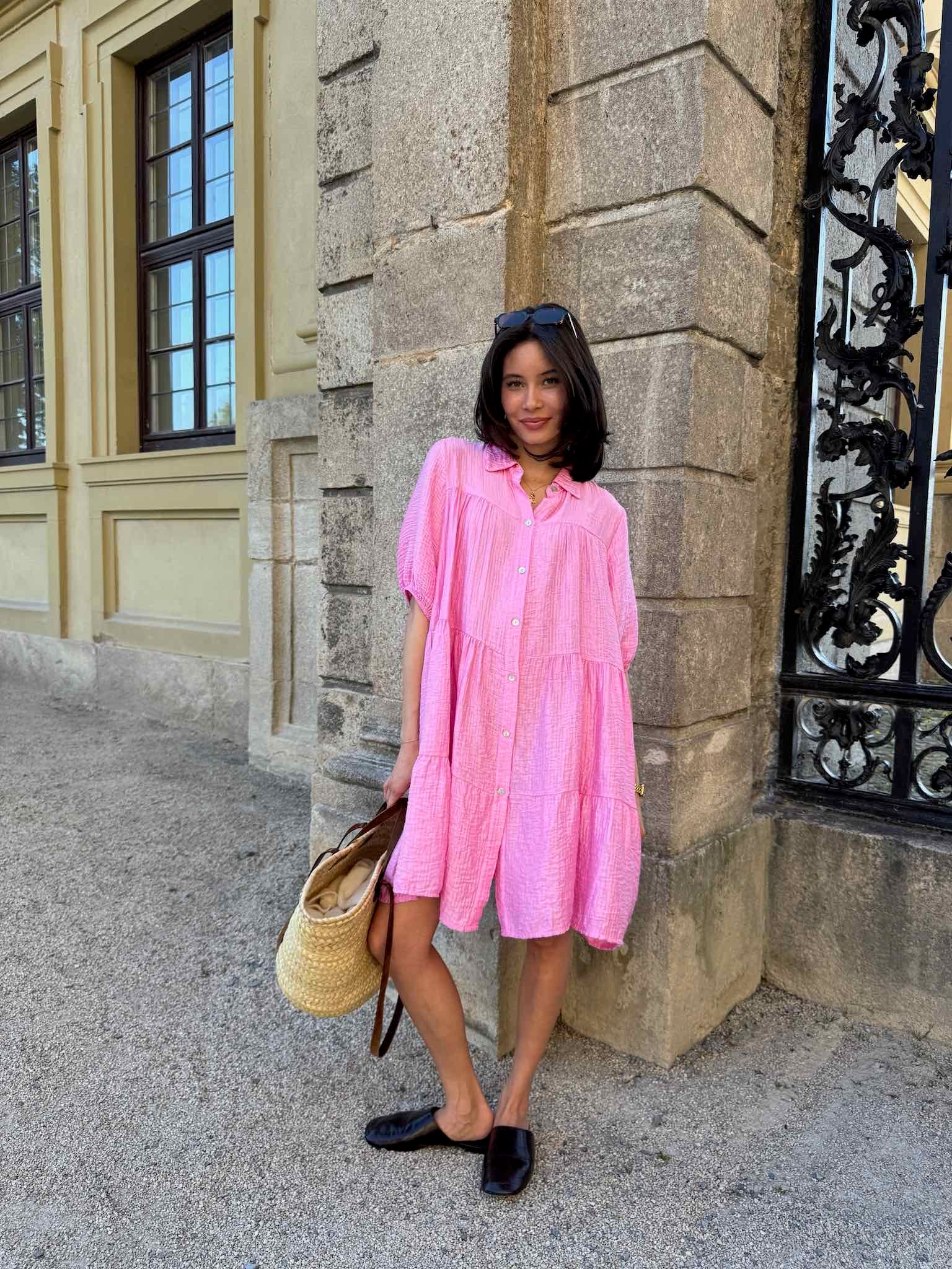 Glänzendes Blusenkleid in Krepp-Optik für Damen in Baby Pink von Maingold Basics