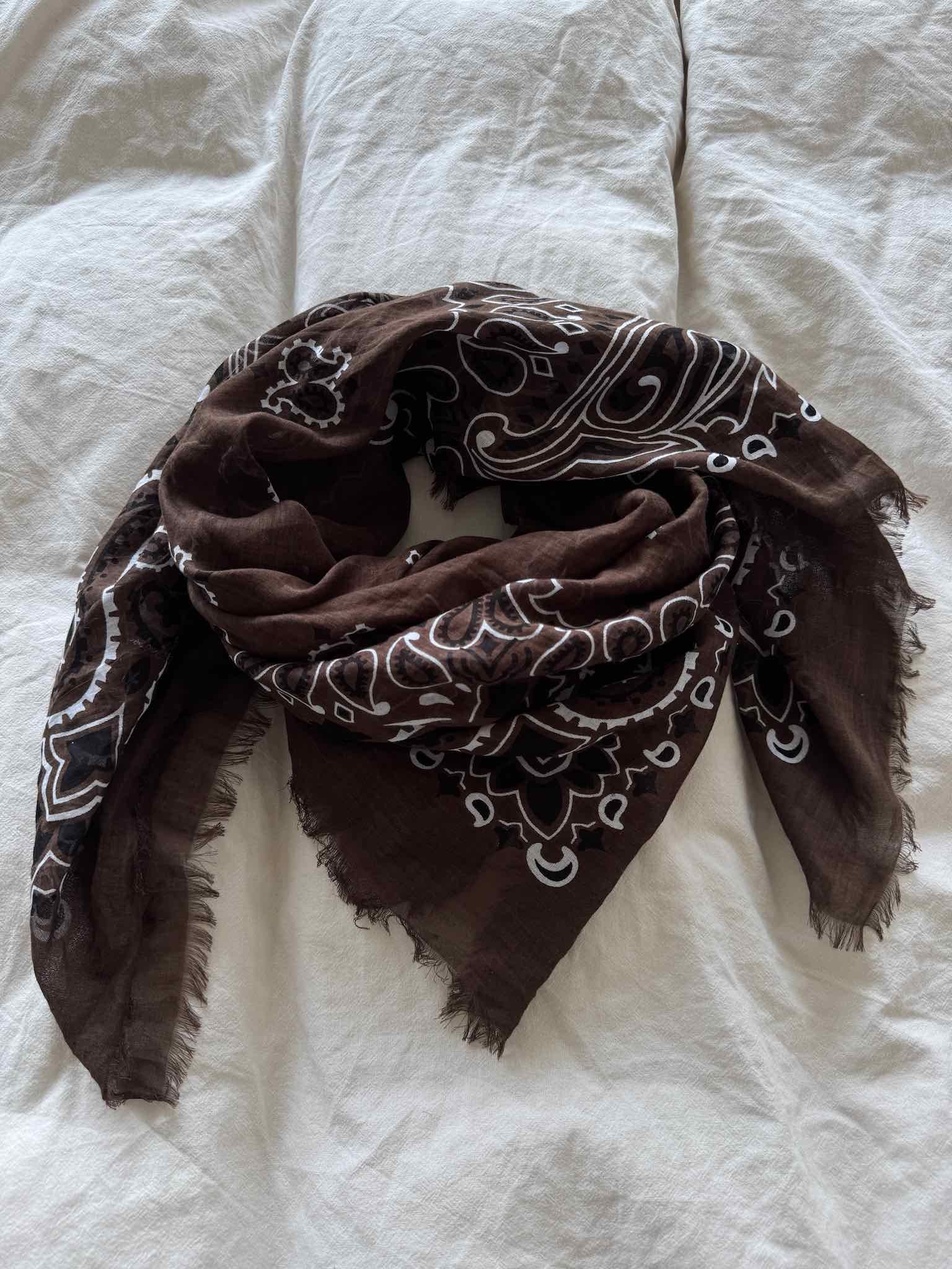 Großes Paisley Tuch für Damen in Chocolate von Maingold Basics