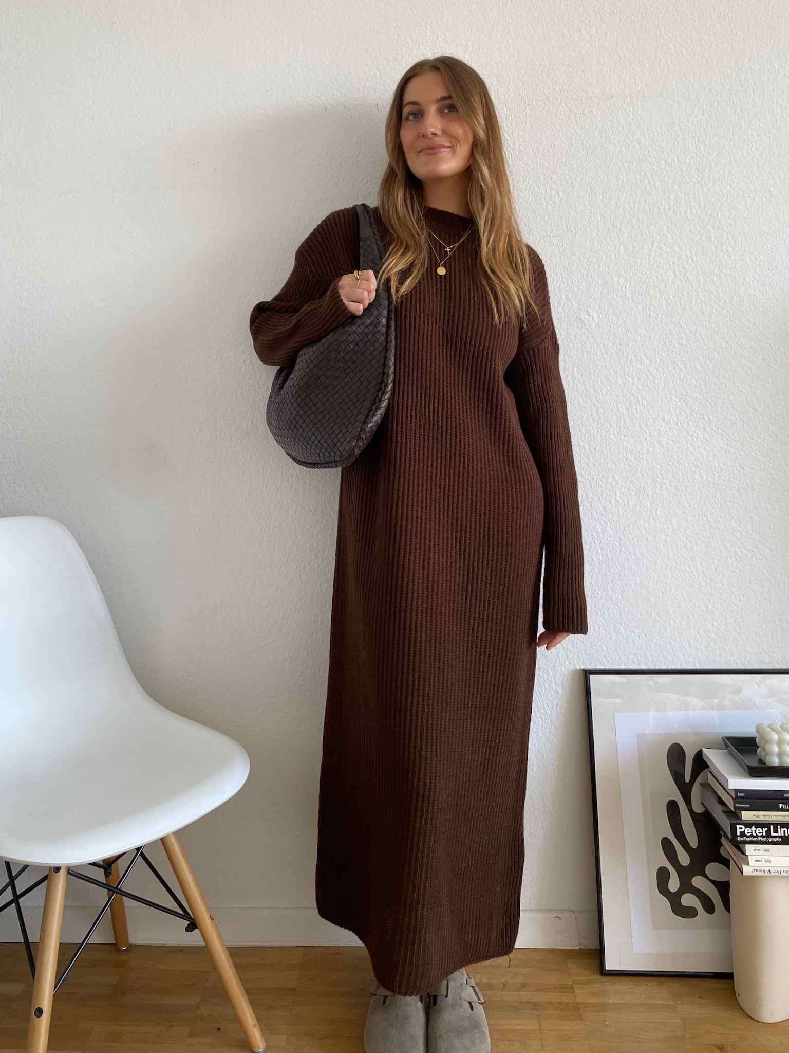 Long Knit Dress für Damen in Brown von Maingold Basics