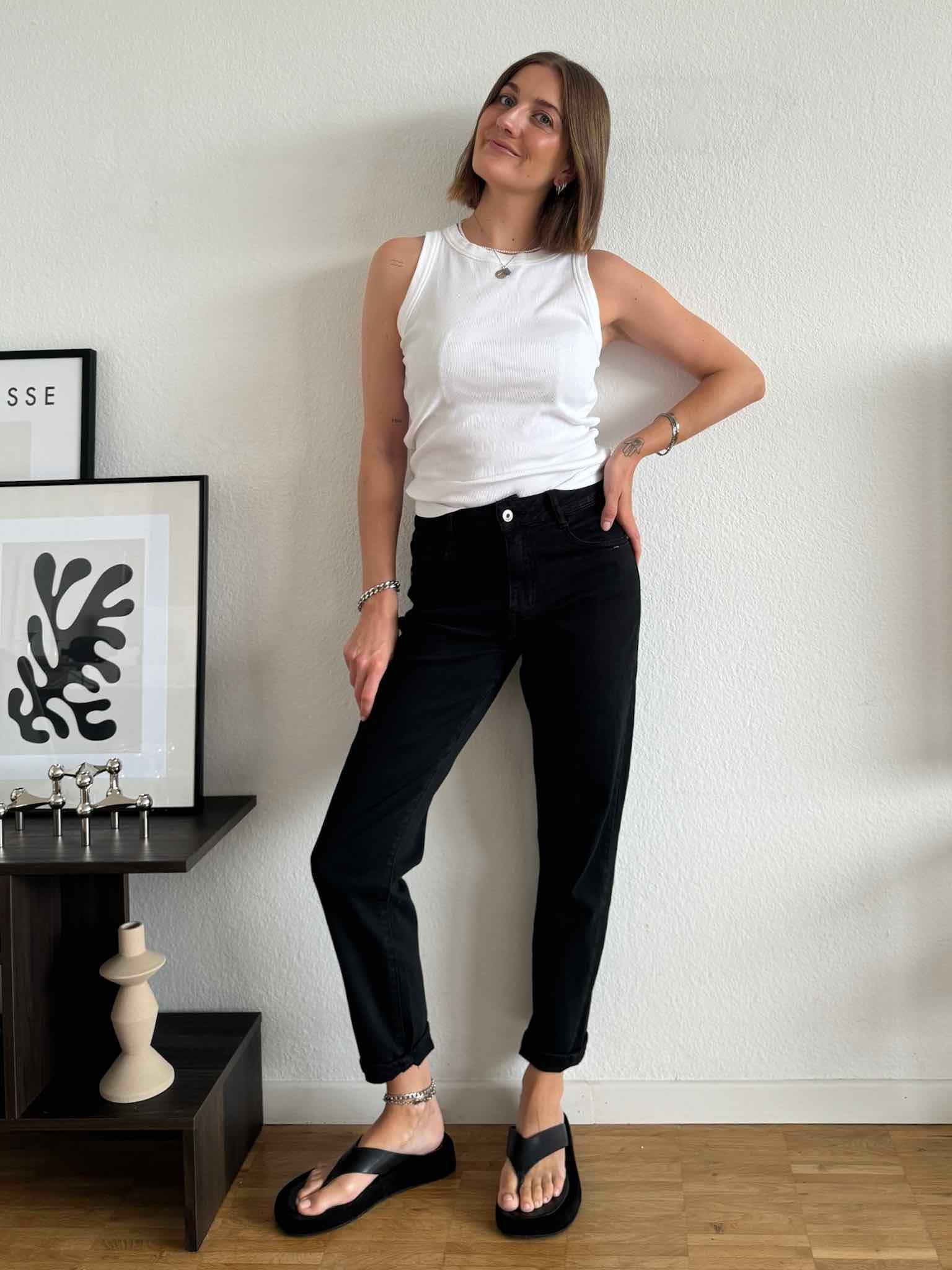 Mom Jeans für Damen in Black von Maingold Basics