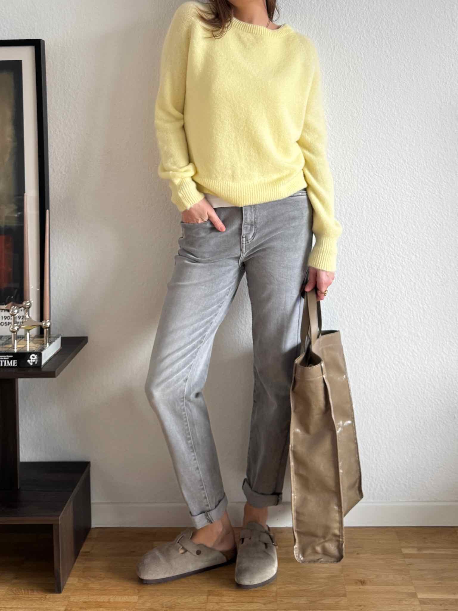 Mom Jeans für Damen in Light Grey von Maingold Basics