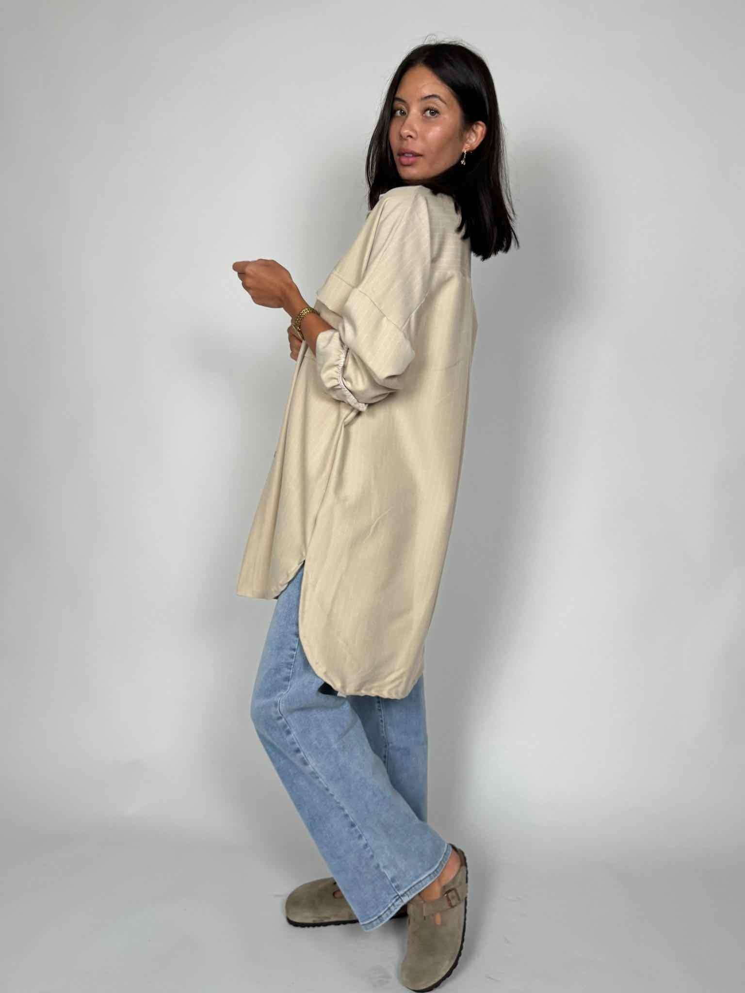 Oversize Hemd mit Nadelstreifen für Damen in Beige von Maingold Basics