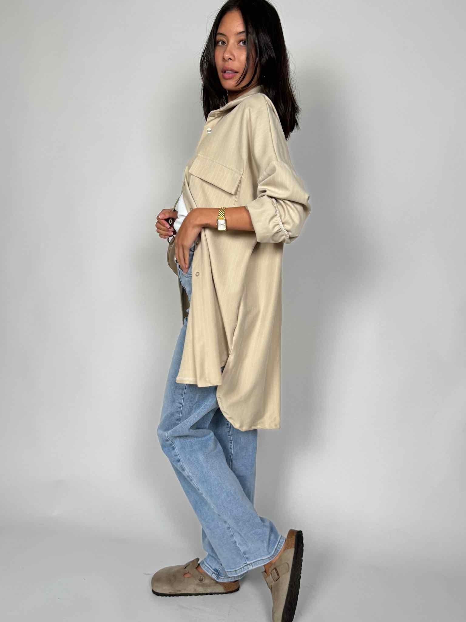 Oversize Hemd mit Nadelstreifen für Damen in Beige von Maingold Basics